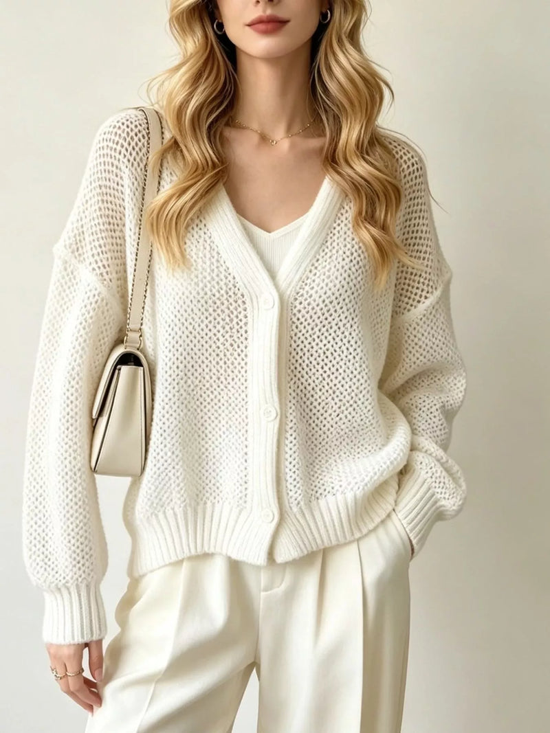 Hålstickad cardigan