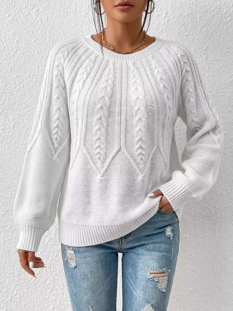 Kabelstickad tröja med rund halsringning i polyester