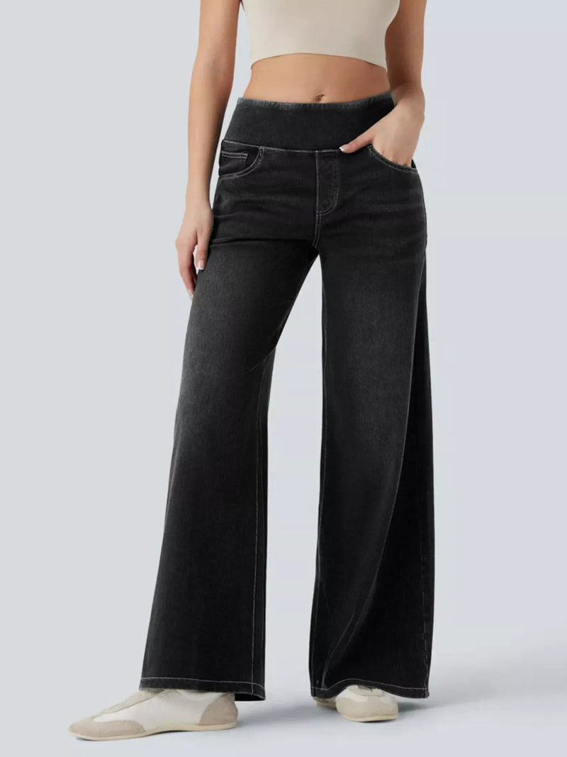 Jeans med pull on-modell och hög midja