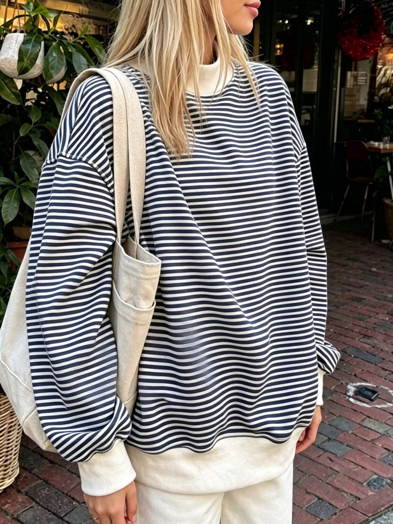 Randig oversize sweatshirt med rund halsringning
