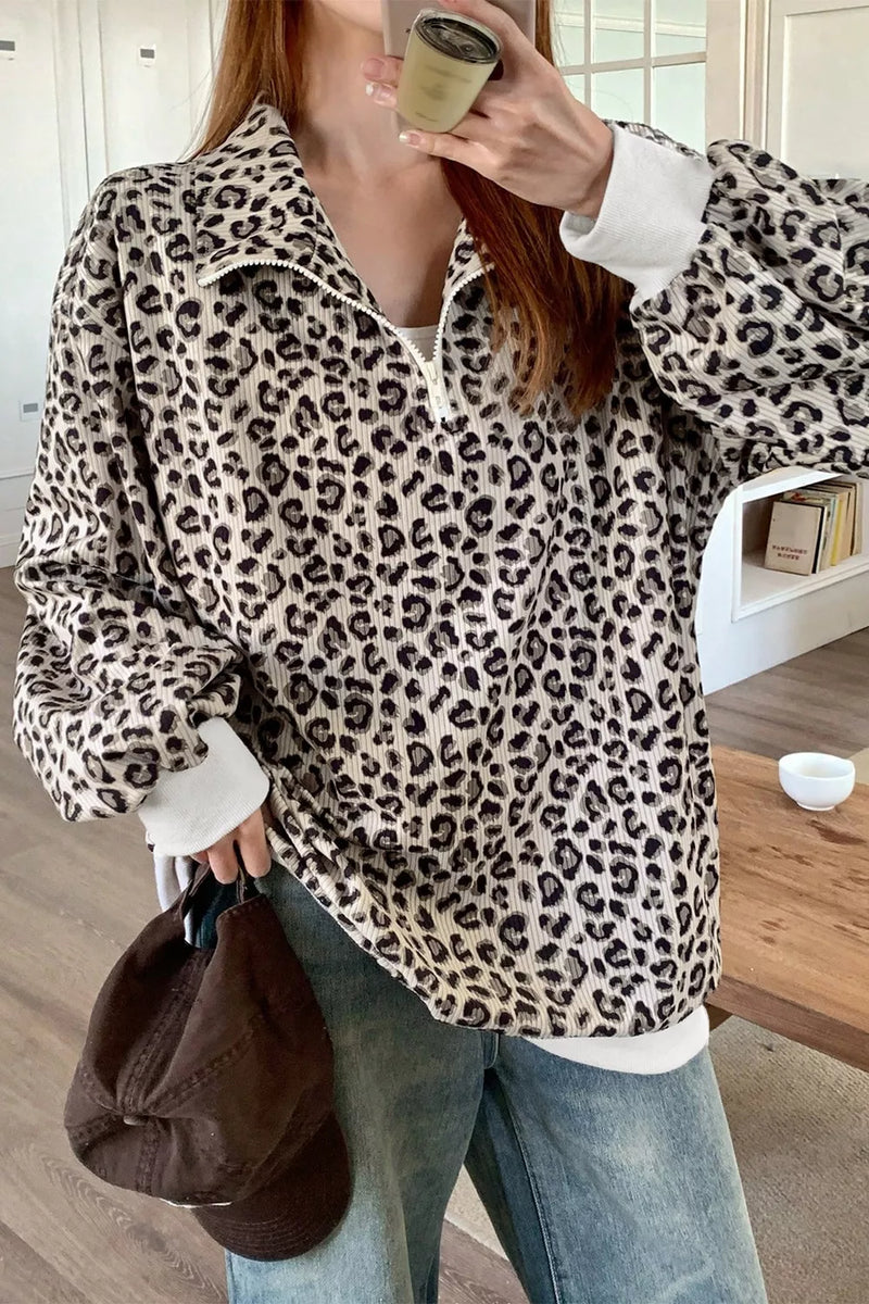 Leopardmönstrad sweatshirt med brun färgställning