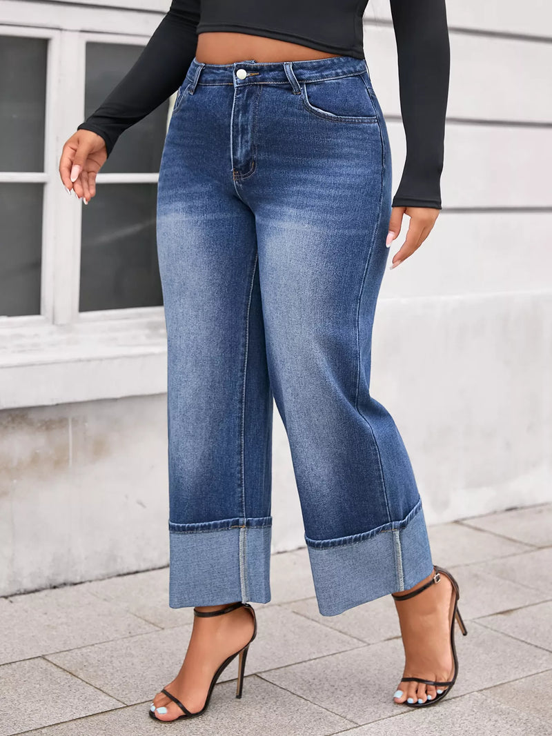 Vida jeans med hög midja, knappstängning och uppvikt kant