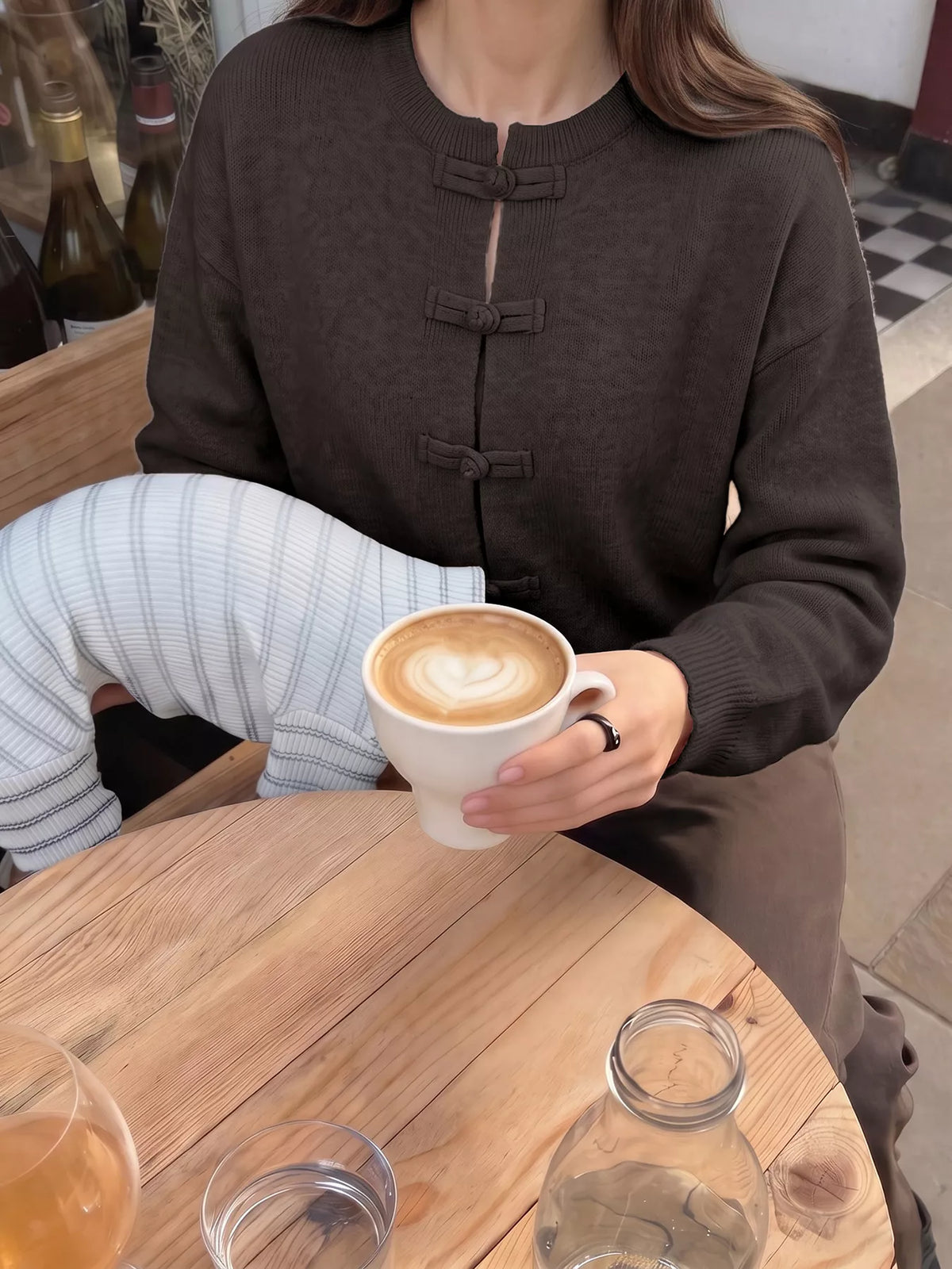 Kinesiskt inspirerad cardigan med knappstängning – bild 7