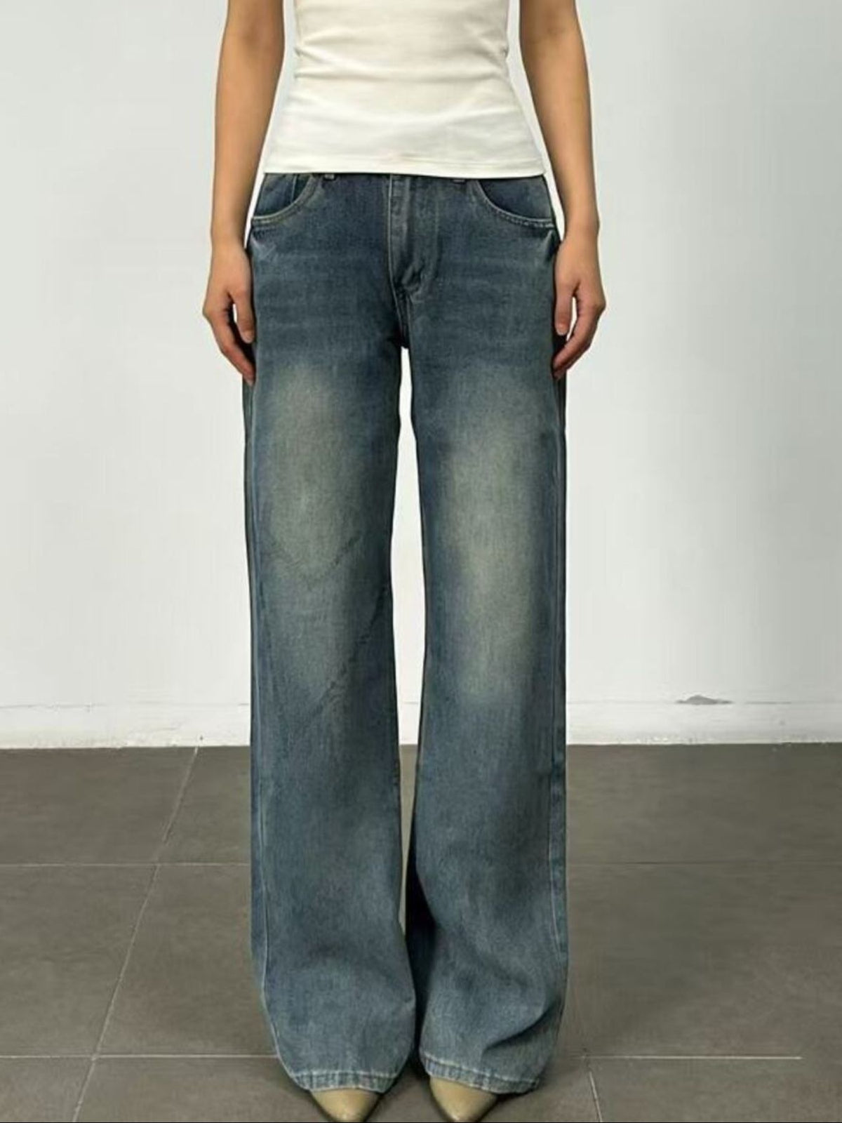Urtvättade jeans – bild 4