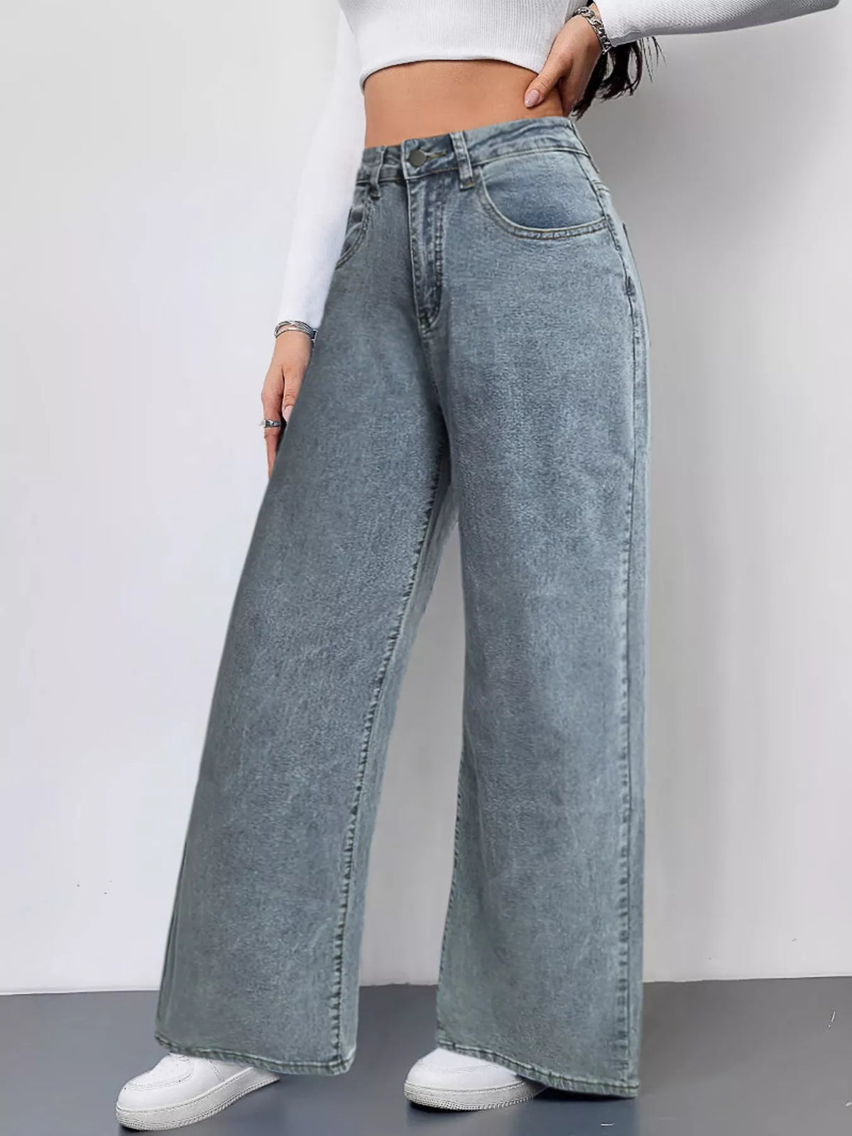 Vida jeans med hög midja och midjedetalj – bild 3