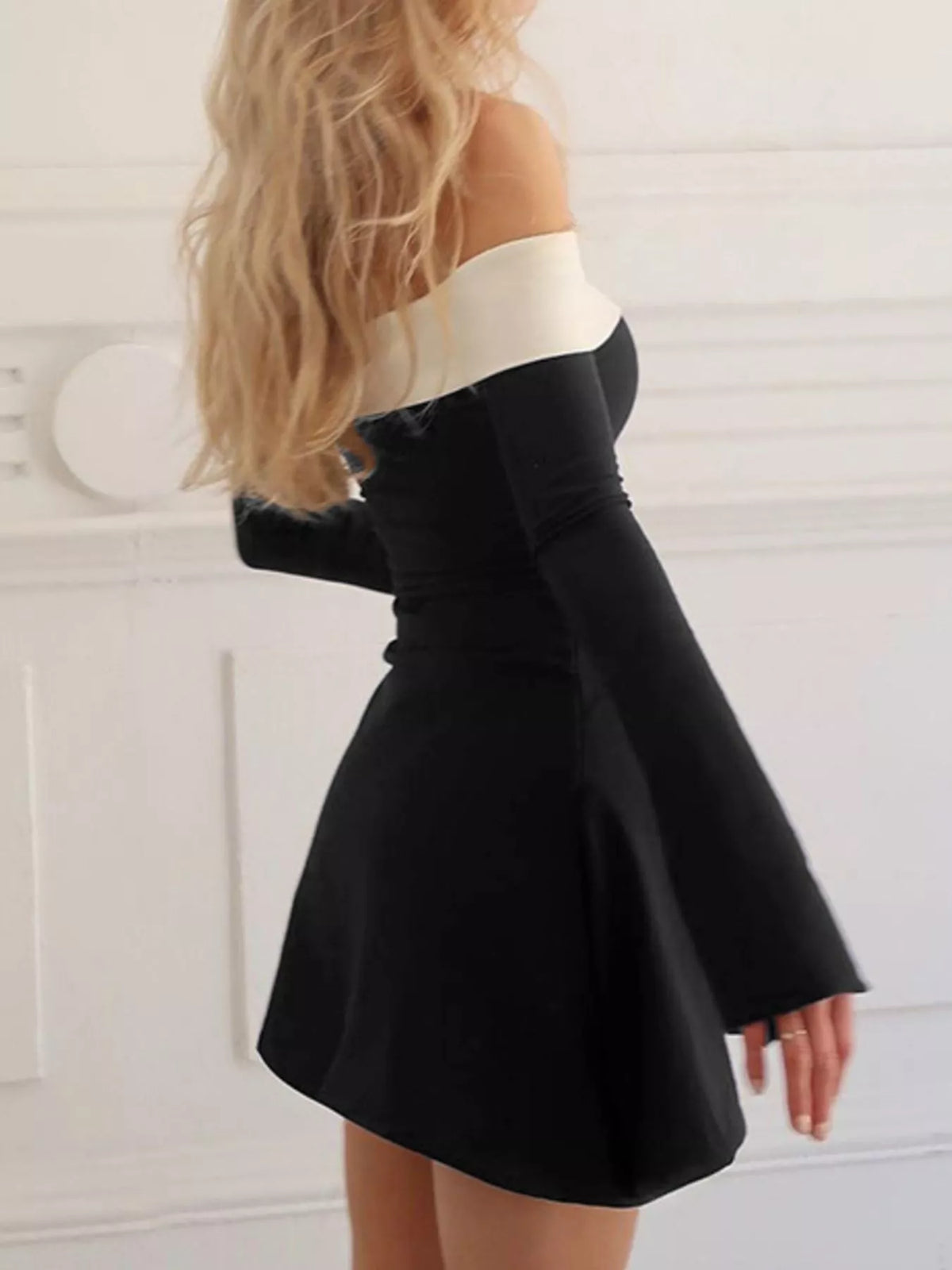 Offshoulder miniklänning – bild 3