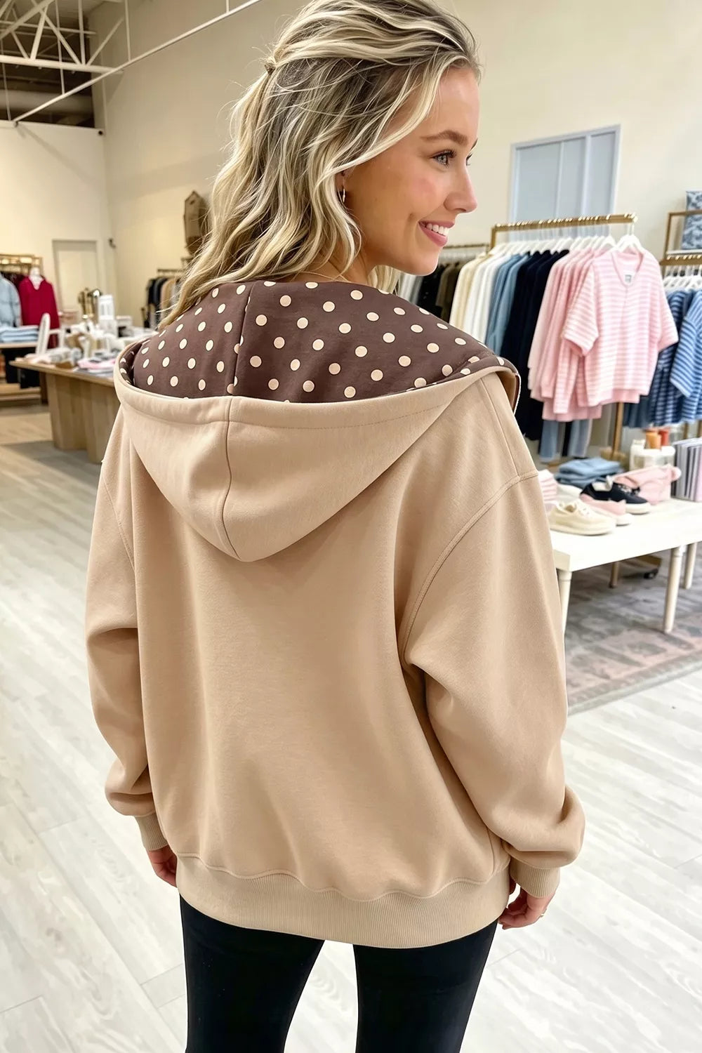 Prickig hoodie med dragkedja – bild 2