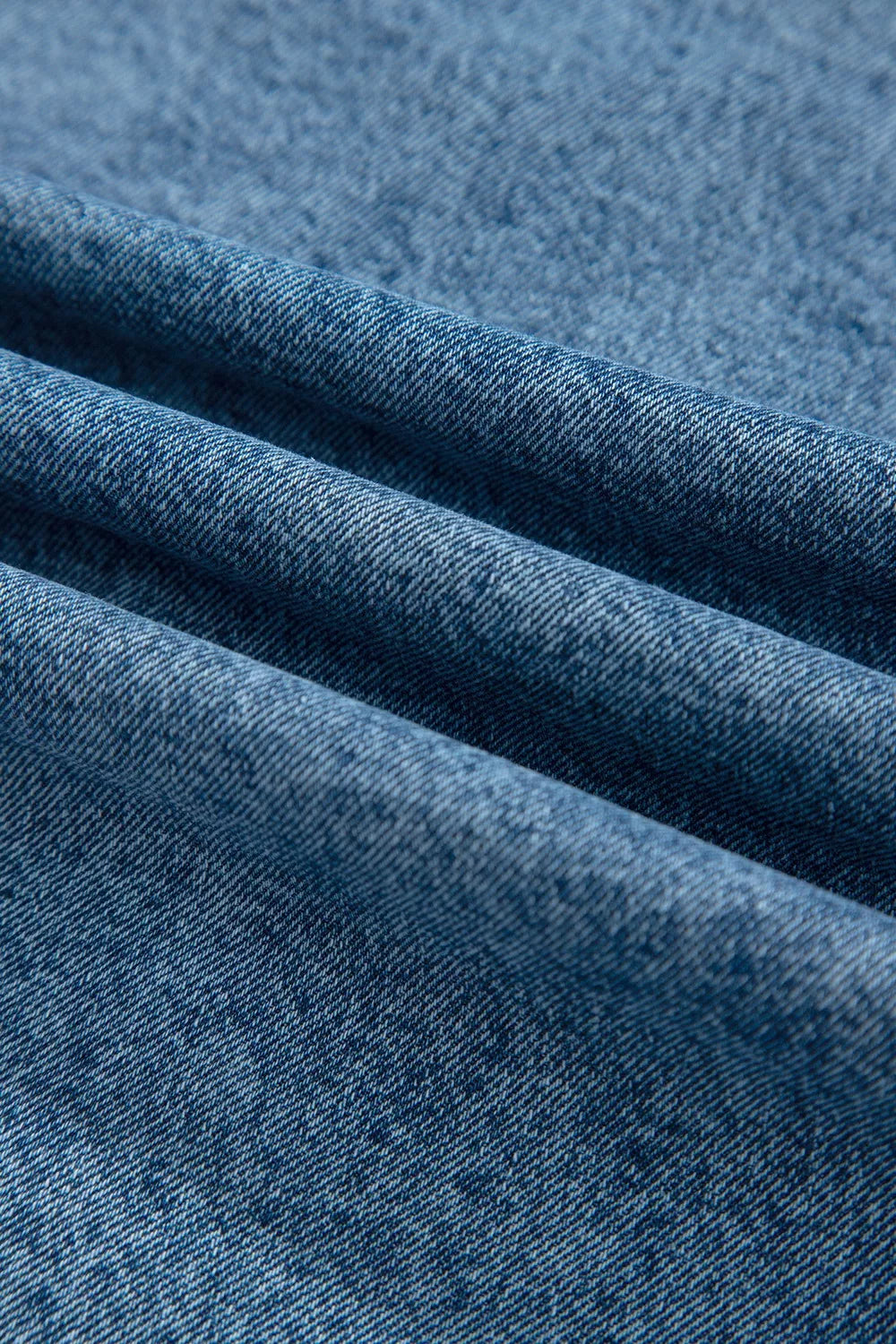 Långärmad jacka i denim – bild 8
