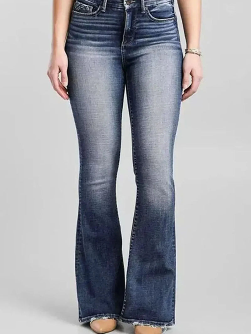 Utsvängda jeans med hög midja och toning