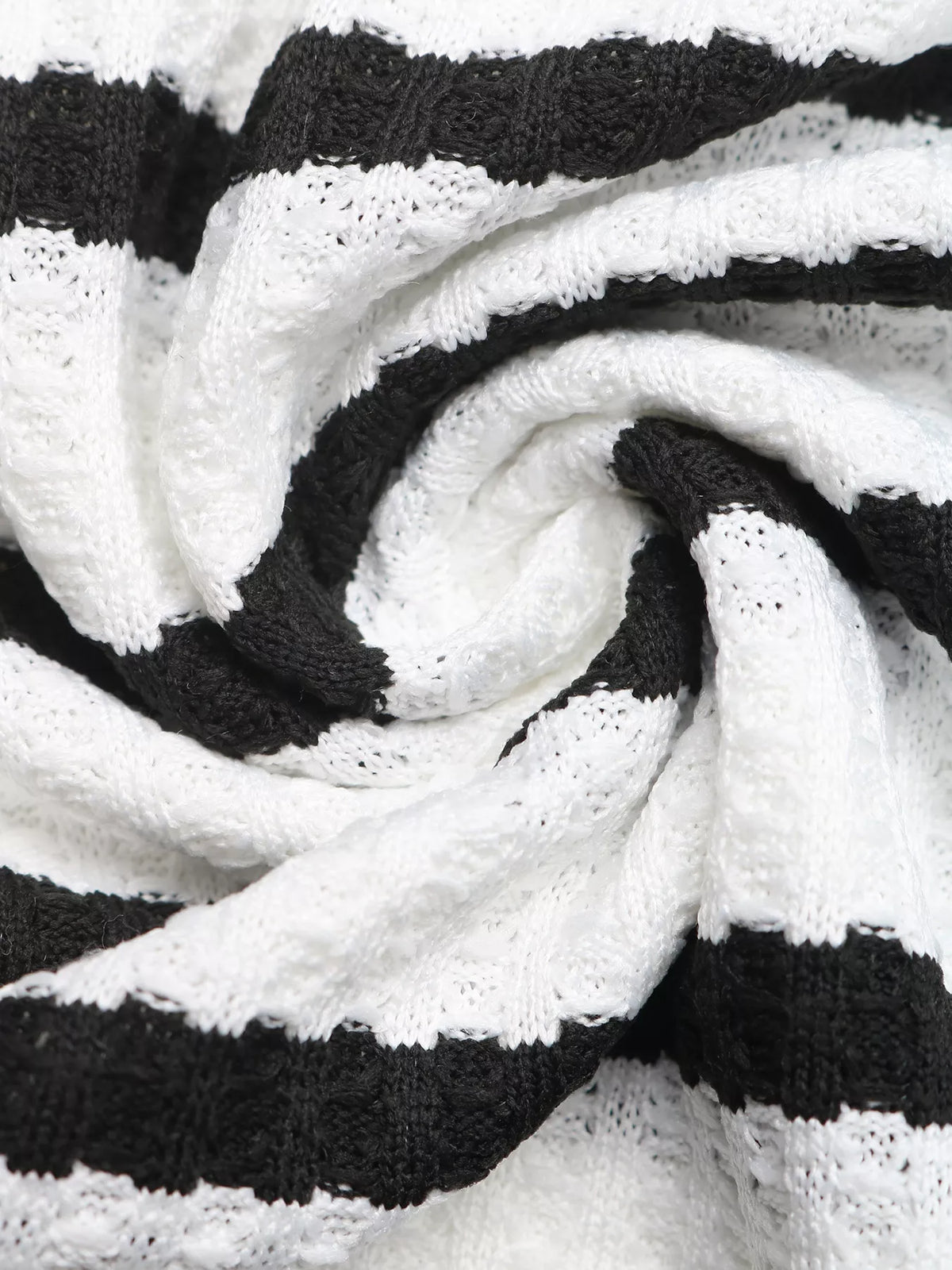 Randig figurnära ärmlös midiklänning med slits i polyester – bild 10