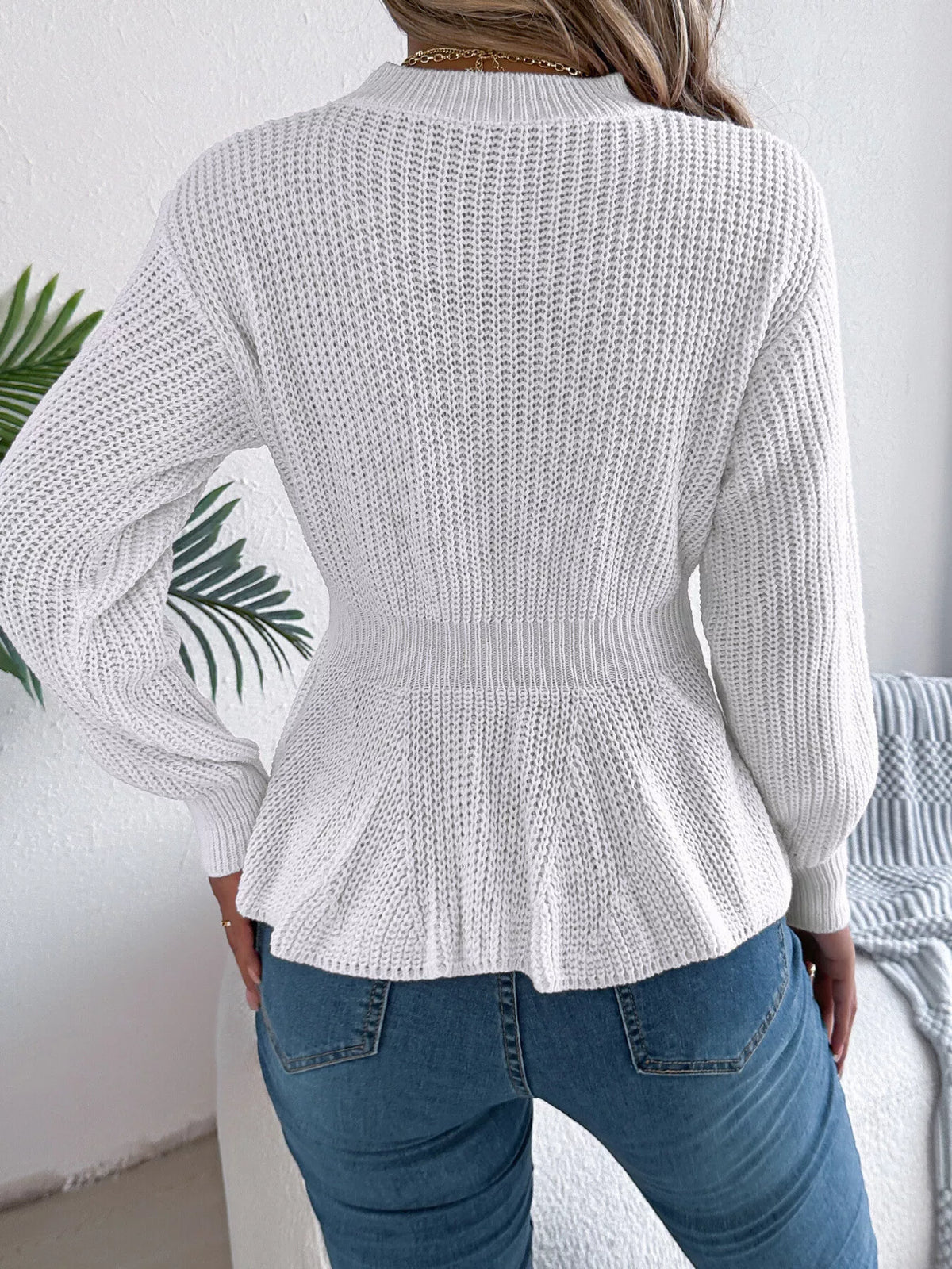 Kabelstickad tröja med peplum – bild 13