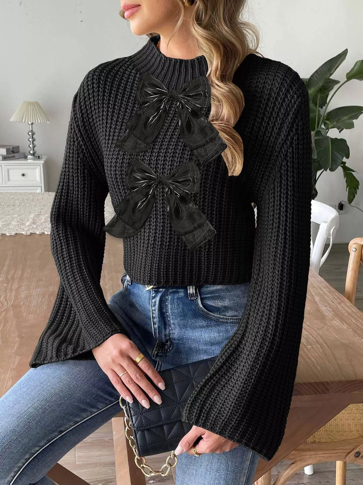 Kort tröja med hög halsringning – bild 6