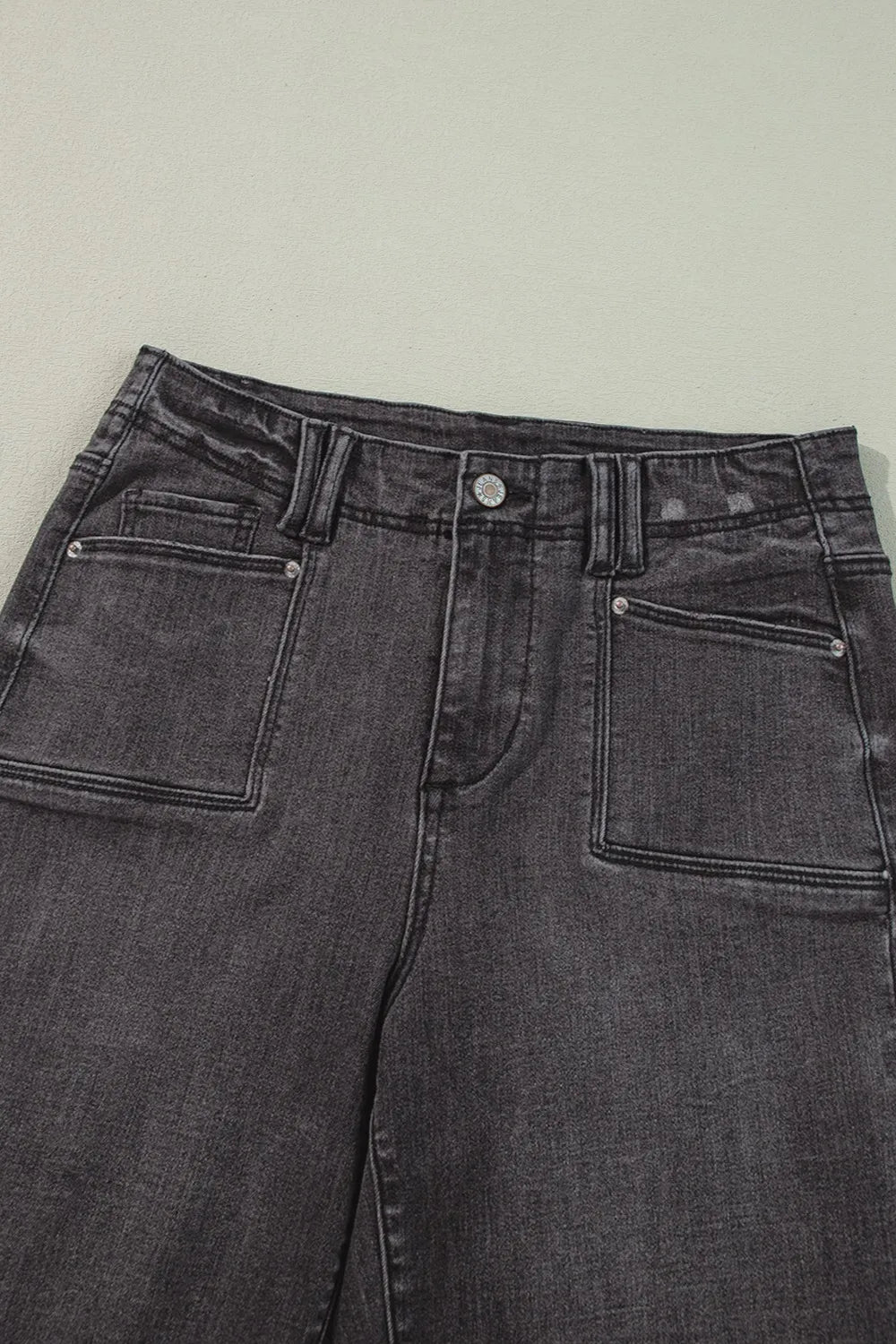 Vida jeans med hög midja och fickor – bild 8