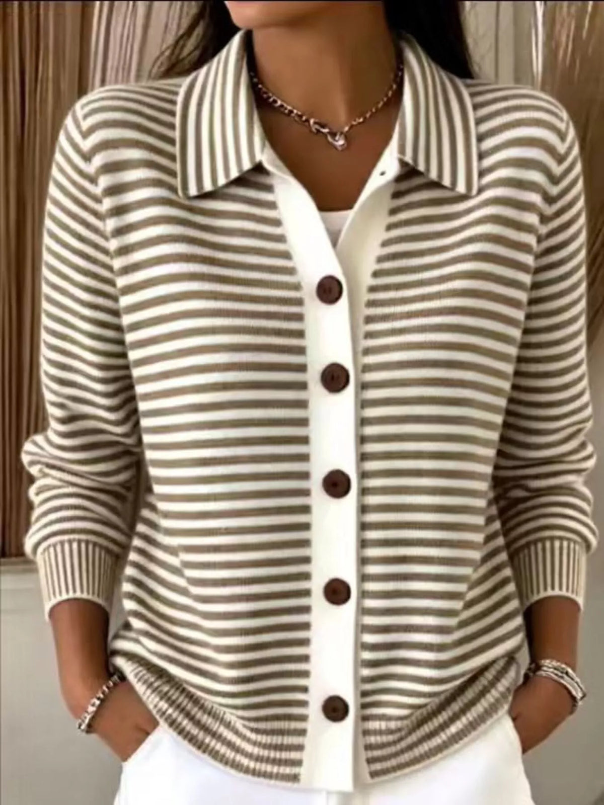 Randig cardigan med krage – bild 7