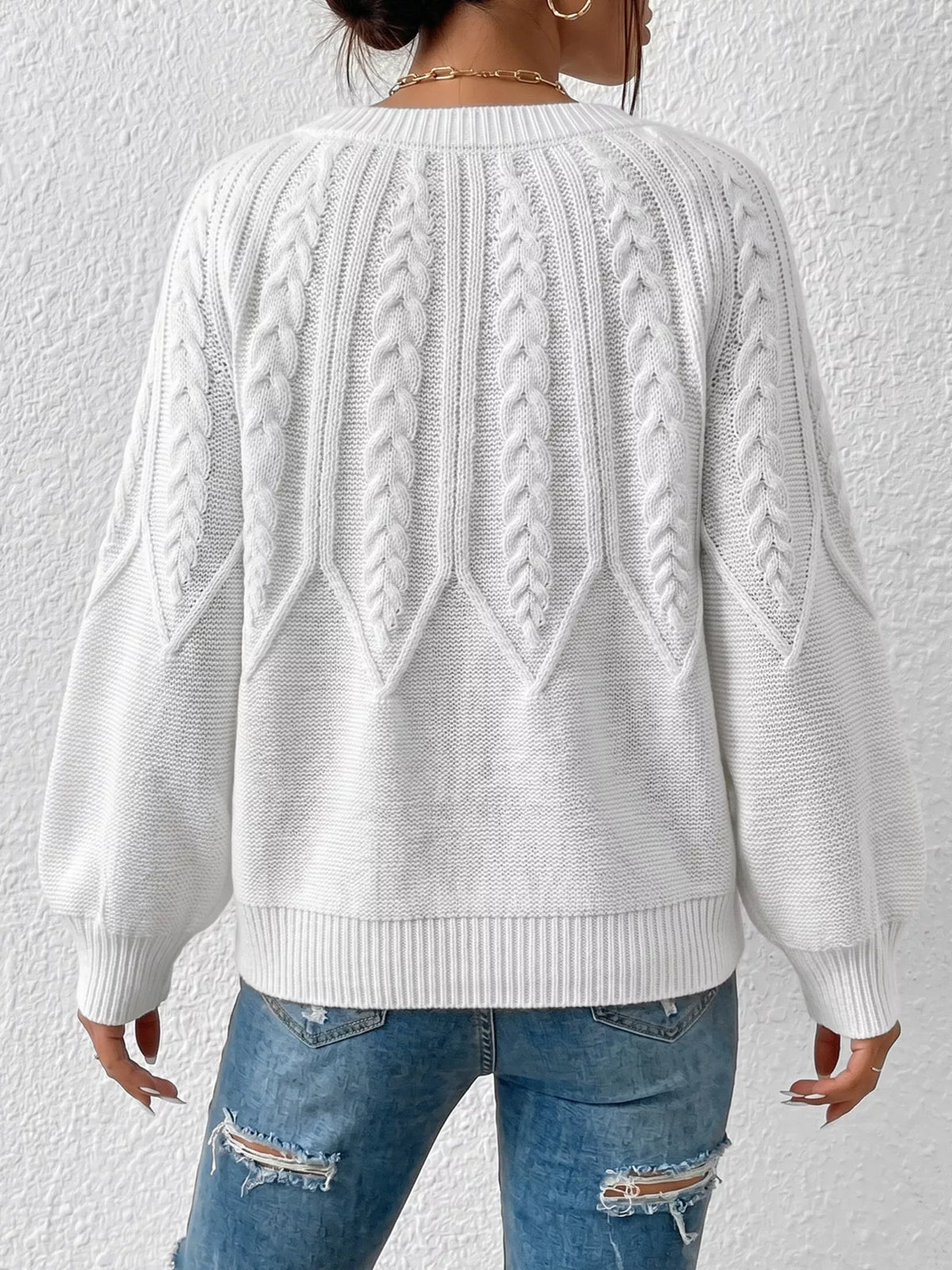 Kabelstickad tröja med rund halsringning i polyester – bild 4