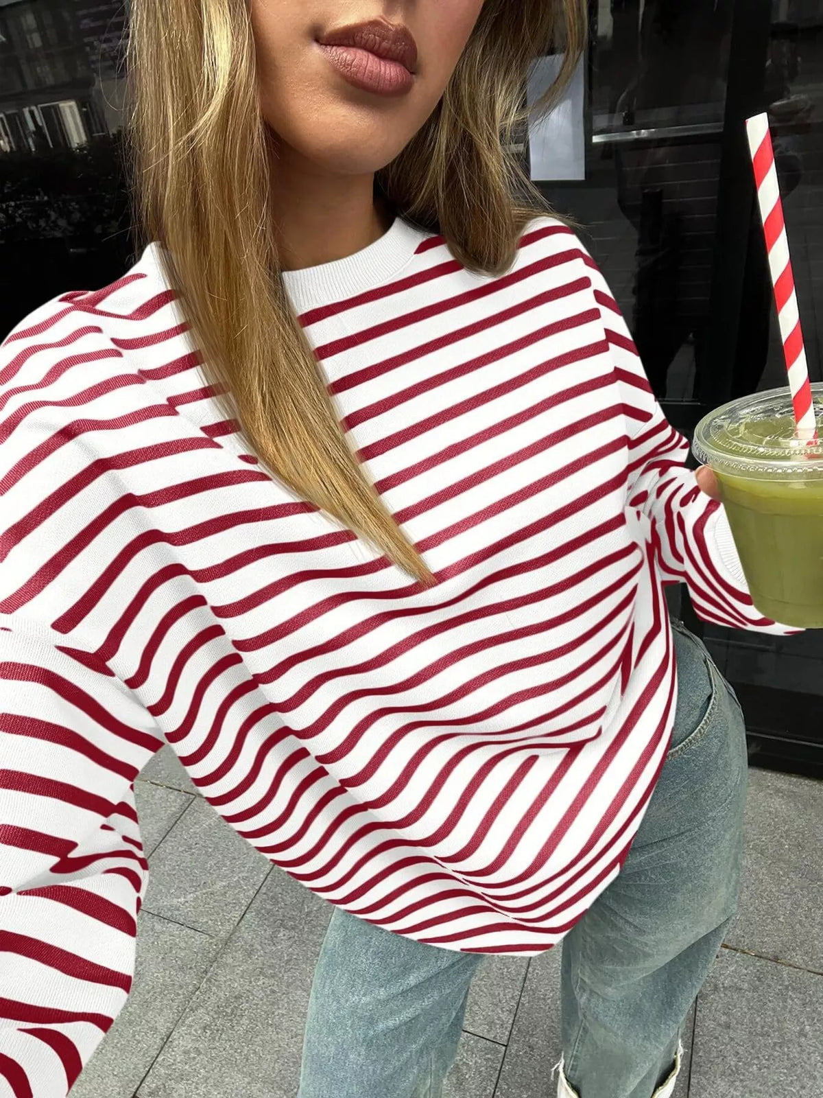 Randig oversize sweatshirt med rund halsringning i viskos – bild 14