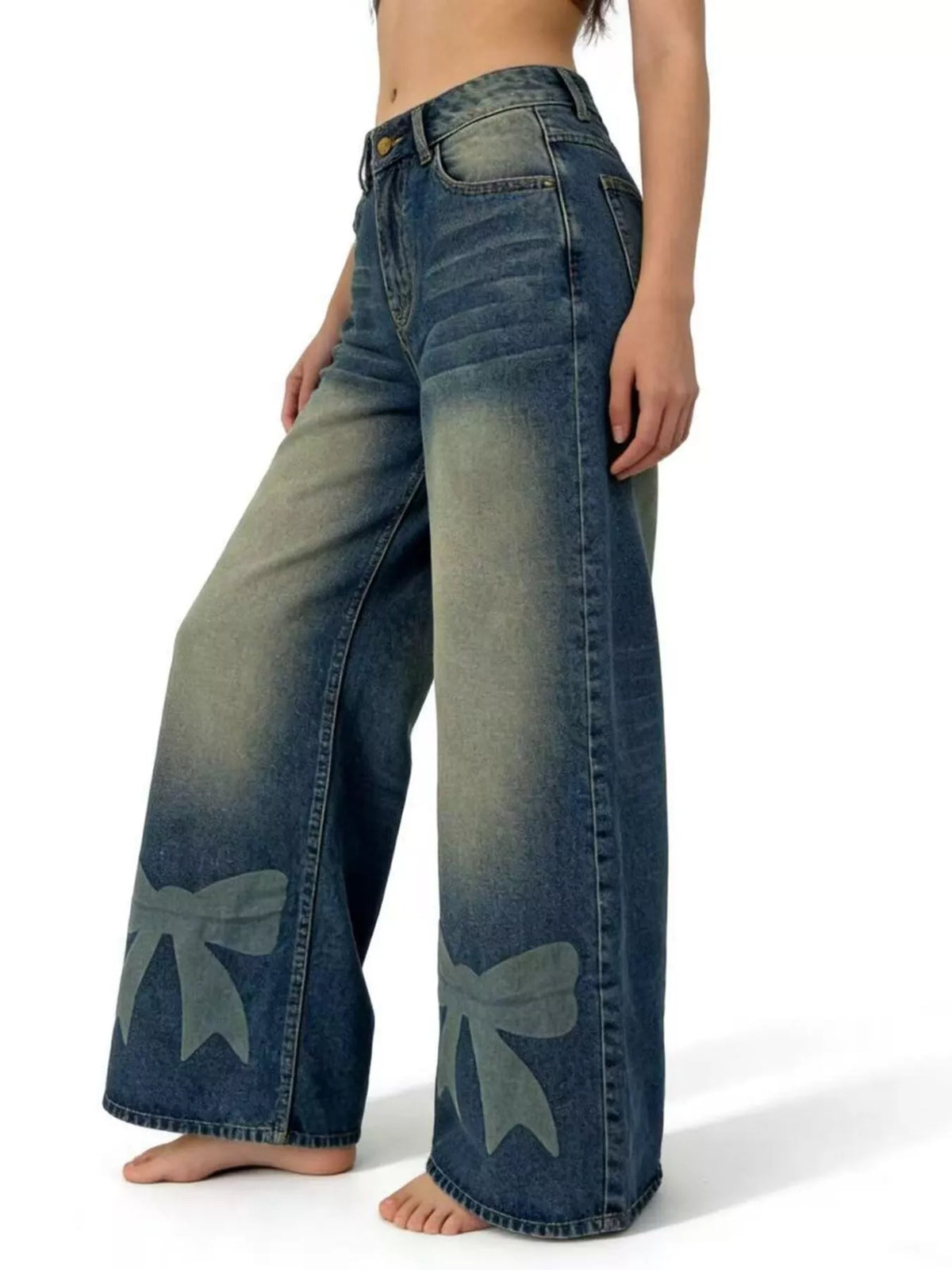 Vida jeans med knappstängning och rosett – bild 3