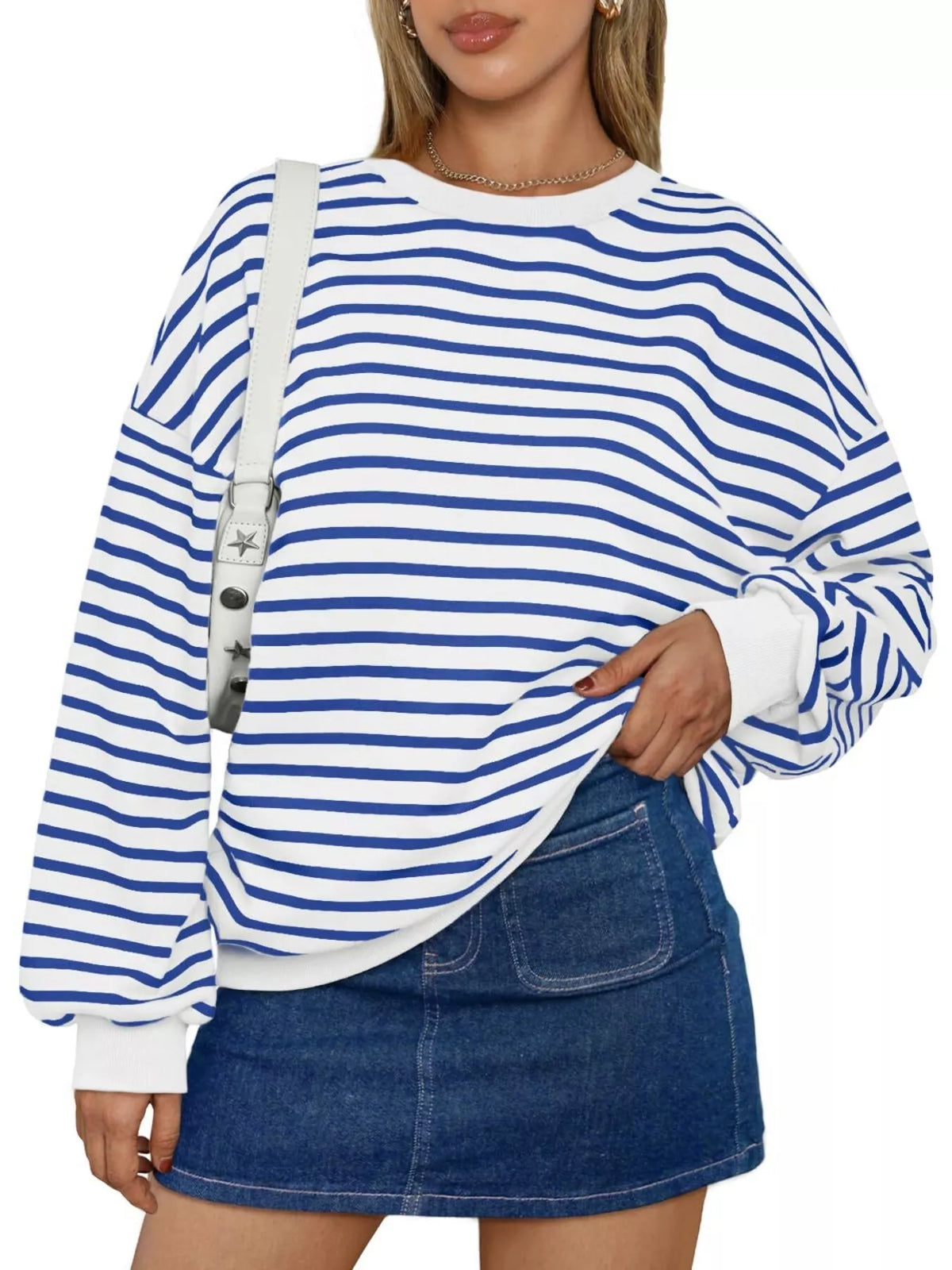 Randig oversize sweatshirt med rund halsringning i viskos – bild 20