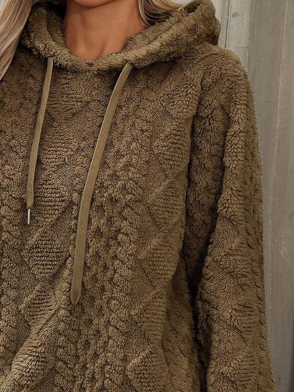 Långärmad hoodie med mjuk lugg – bild 13