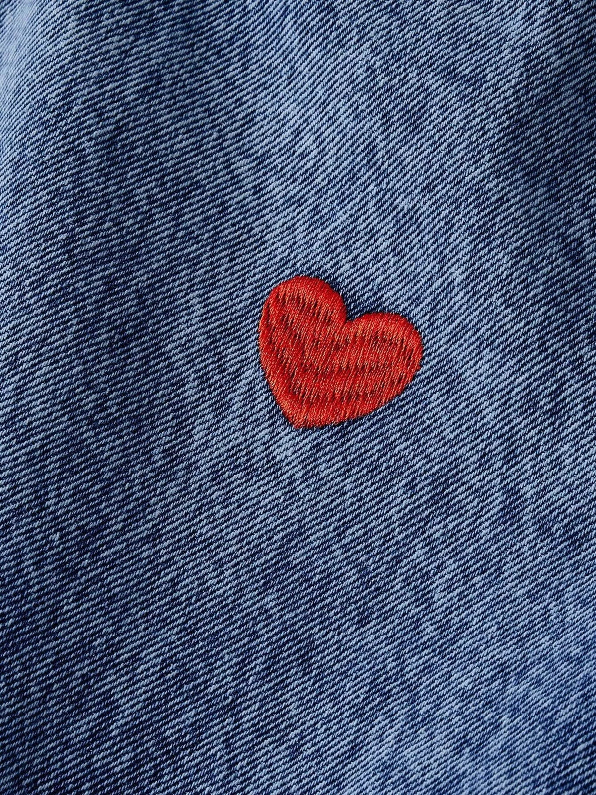 Vida broderade jeans med hjärtmotiv – bild 3