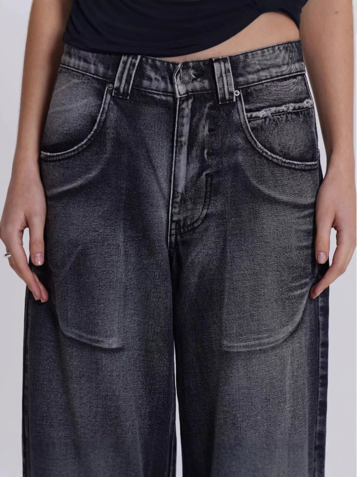 Vida jeans med nitar – bild 2