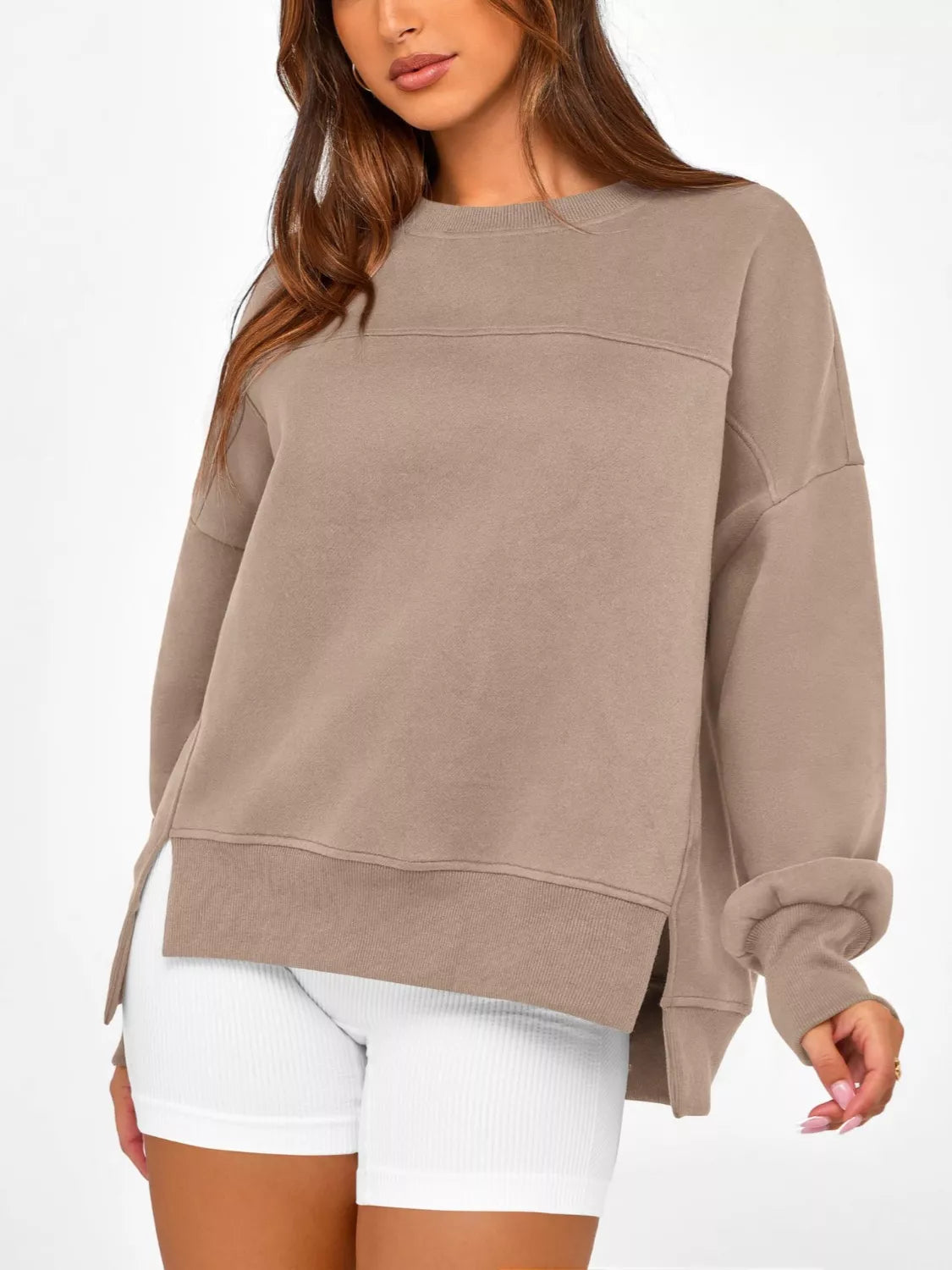 Ledigt sittande sweatshirt med slits – bild 25