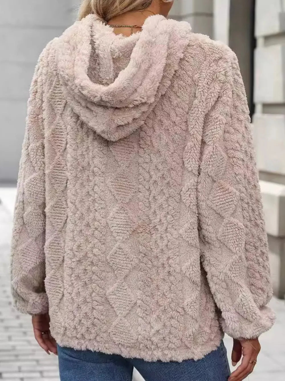 Långärmad hoodie med mjuk lugg – bild 2