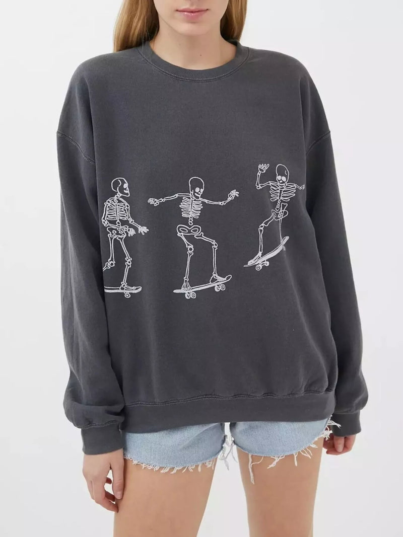 Sweatshirt med dödskallemotiv och rund halsringning