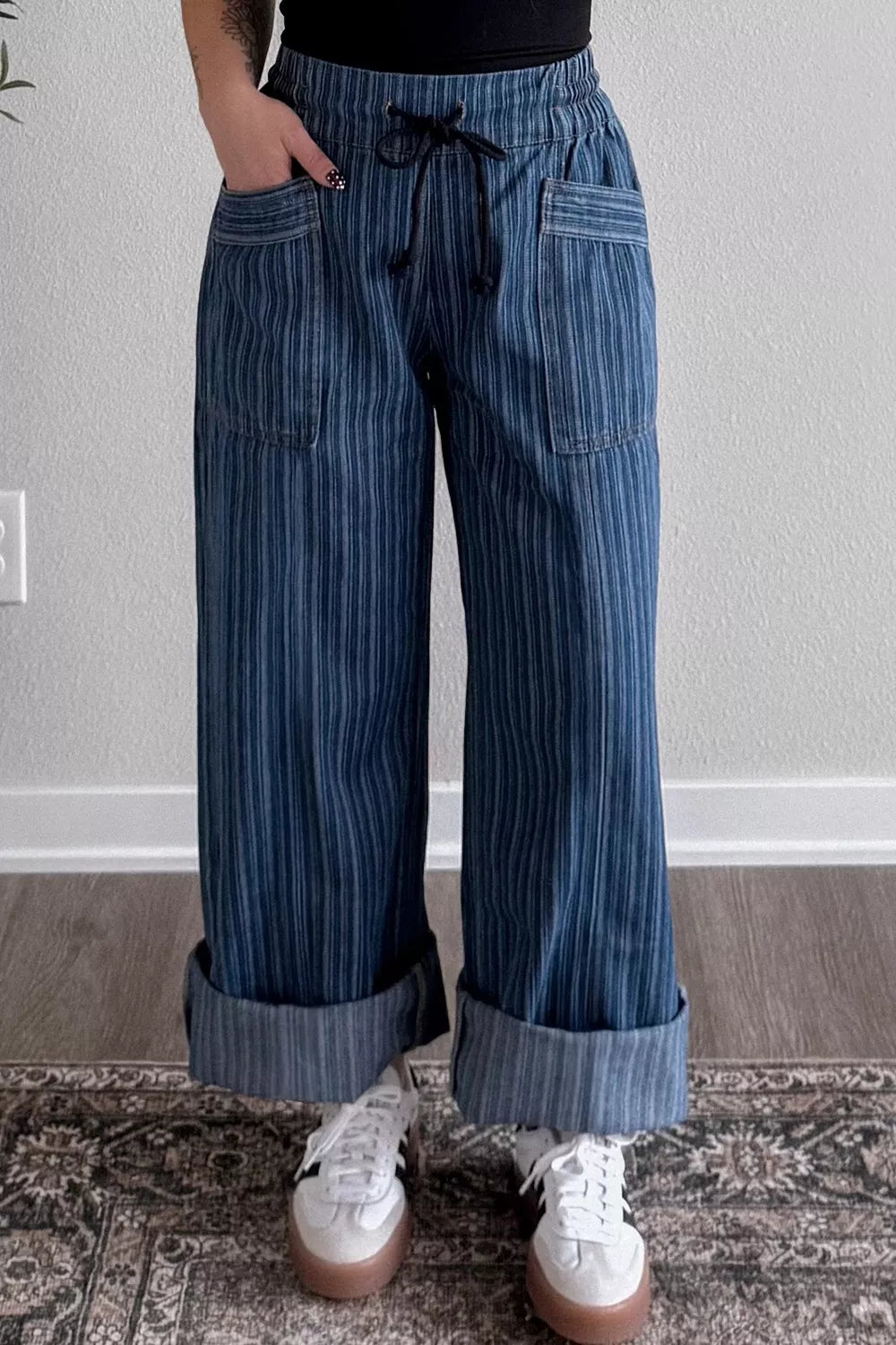 Randiga vida jeans med dragsko