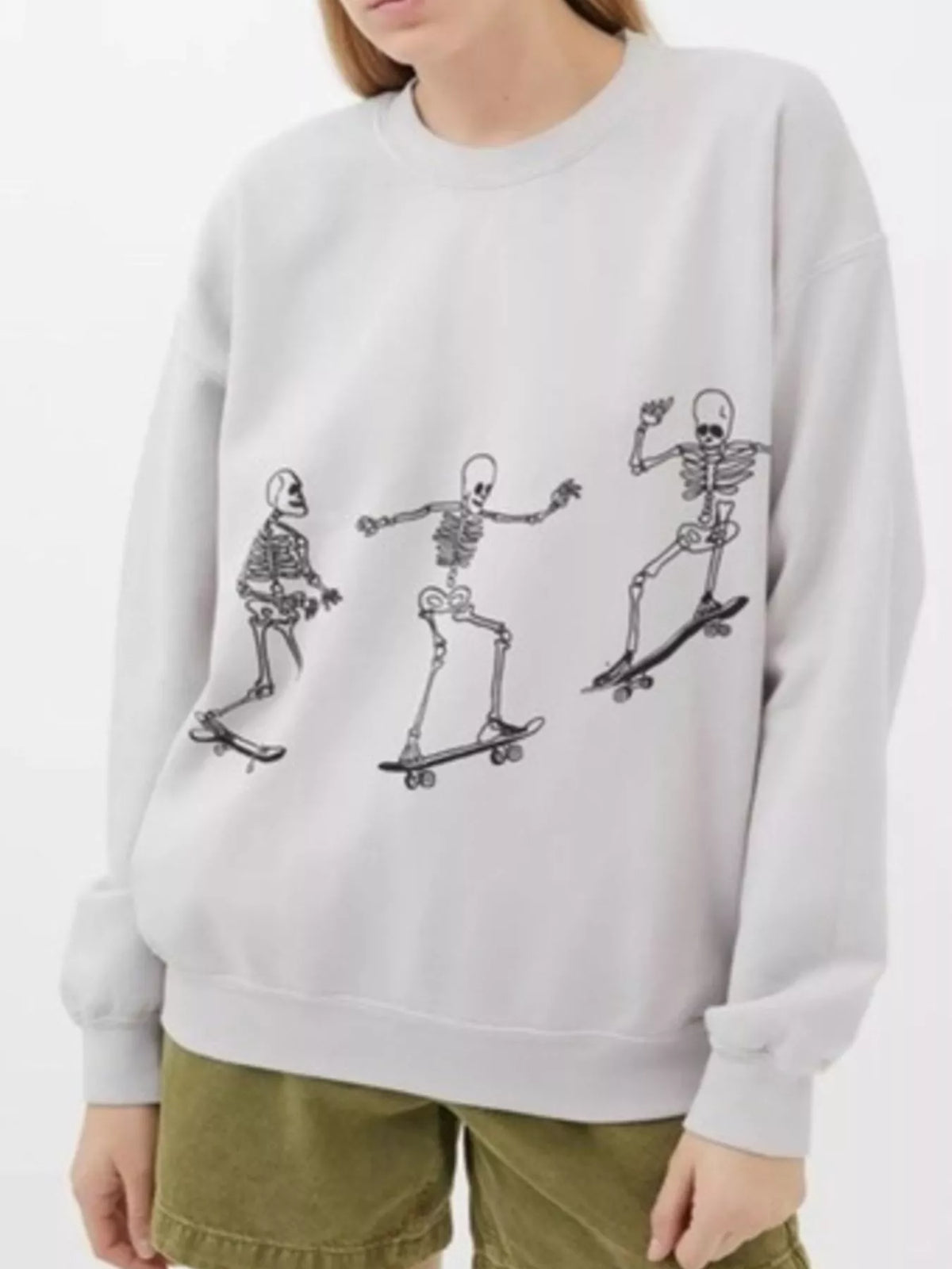 Sweatshirt med dödskallemotiv och rund halsringning – bild 10
