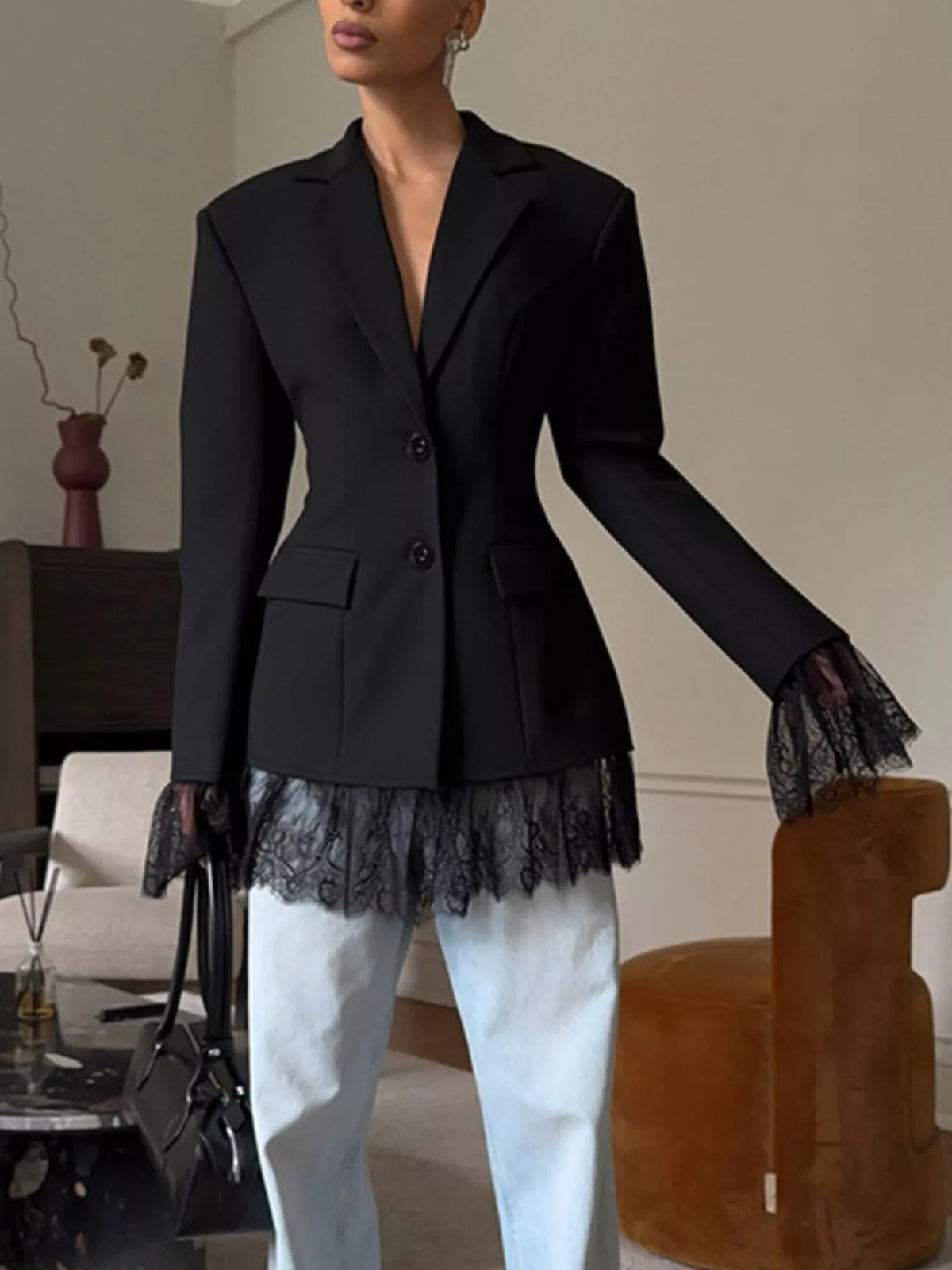 Blazer med spetskant i nederkant och knappstängning – bild 9