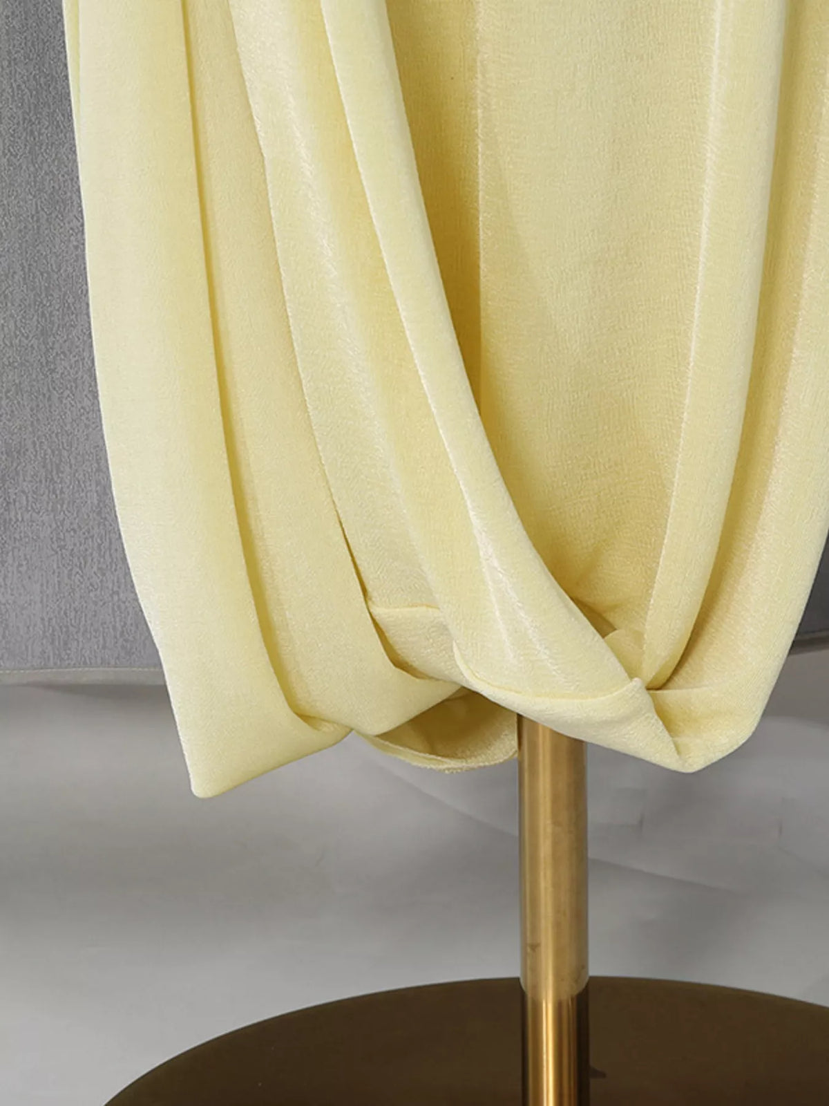Draperad rynkad maxiklänning – bild 13