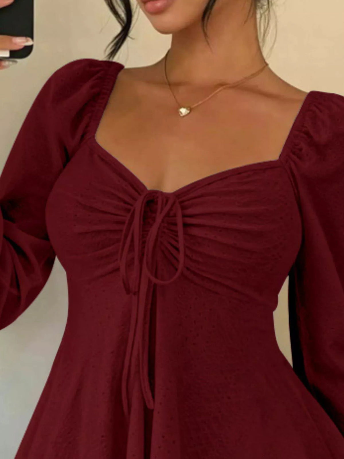 Rynkad topp med peplum – bild 8