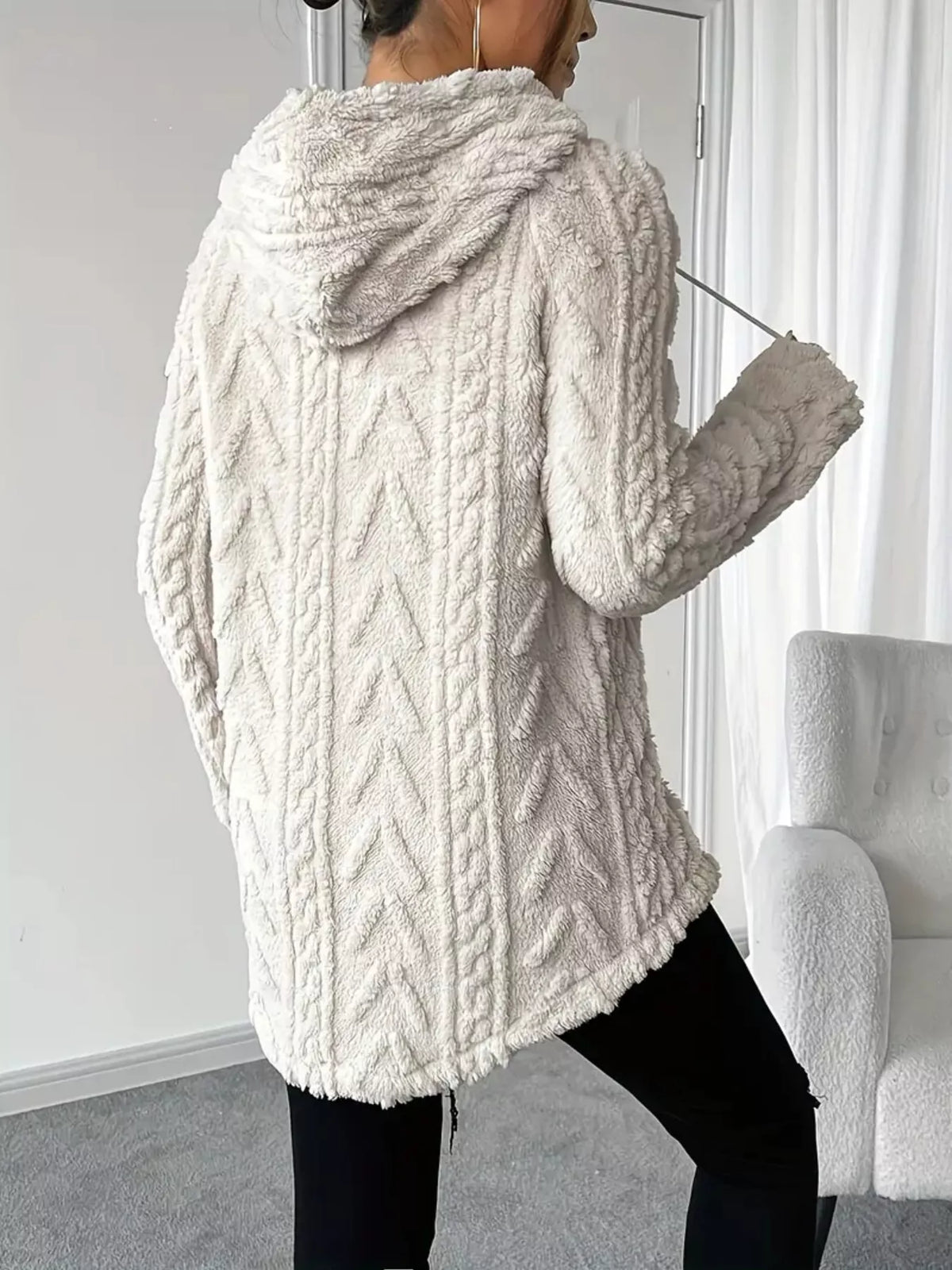 Strukturerad hoodie i fleece – bild 4
