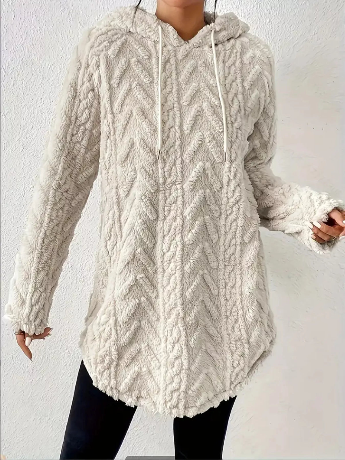 Strukturerad hoodie i fleece – bild 2