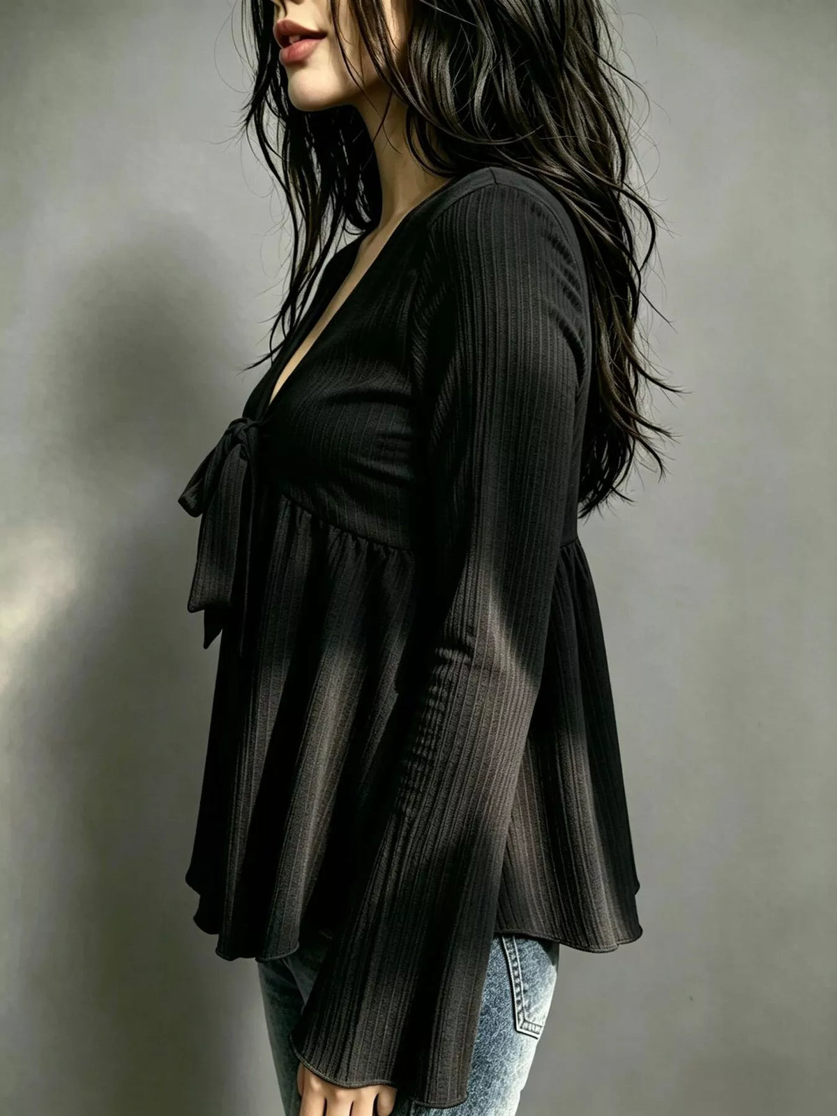 Blus med utsvängd ärm och babydoll-modell – bild 12