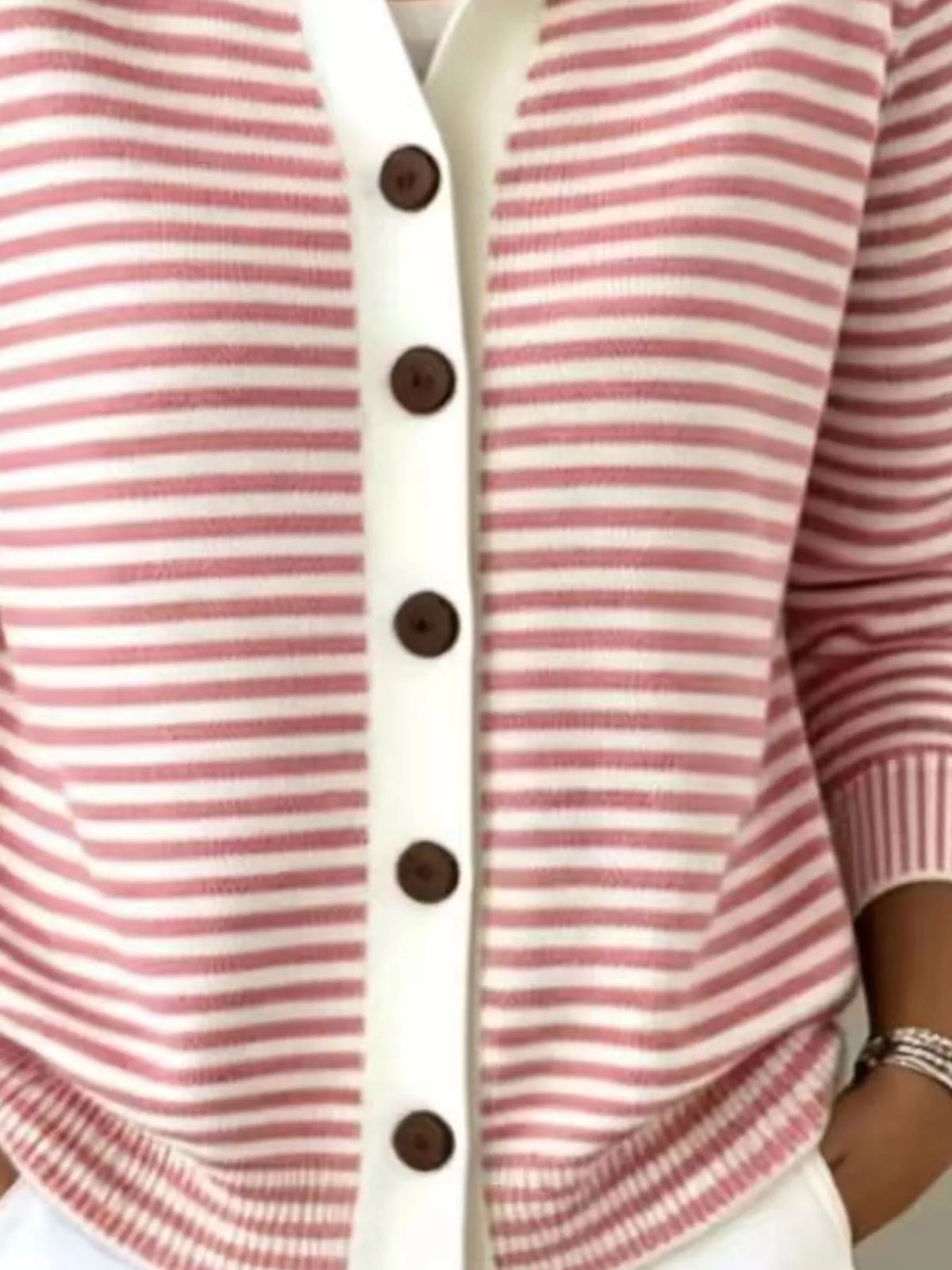 Randig ribbad cardigan med knappstängning i bomull – bild 12