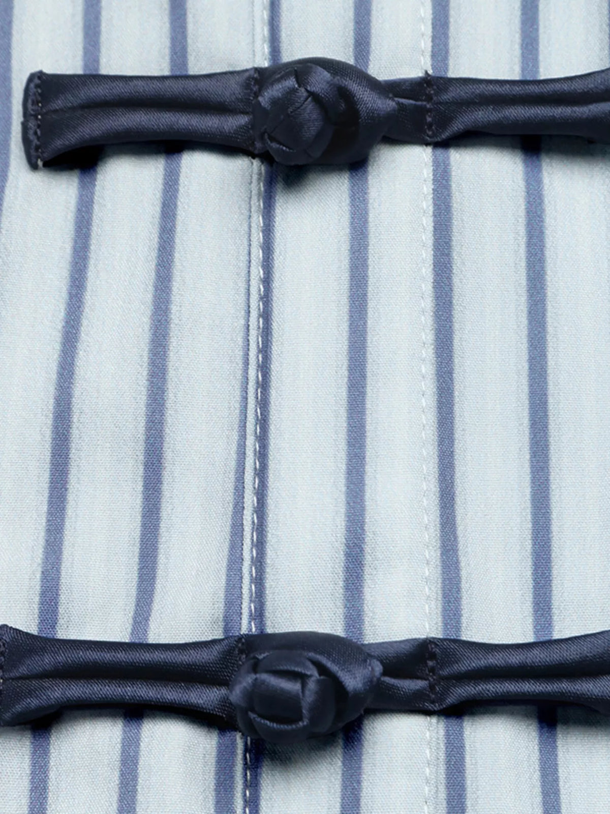 Randig smockad skjorta med peplum – bild 9