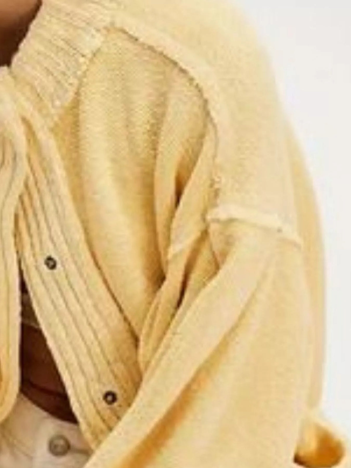 Oversize cardigan med sänkt axel och tryckknappar – bild 6
