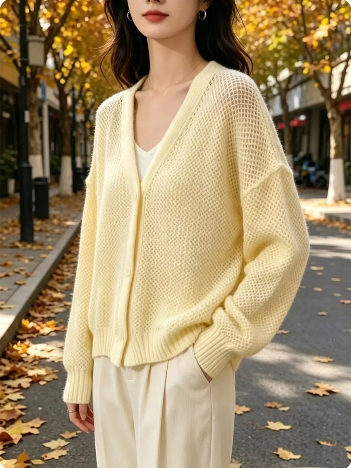 Hålstickad cardigan – bild 11