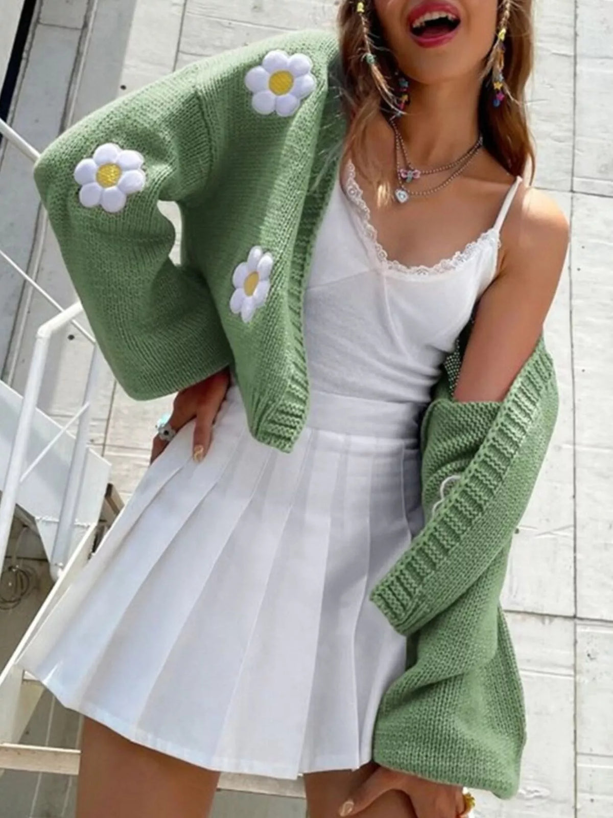 Blommig cardigan med öppen modell – bild 14