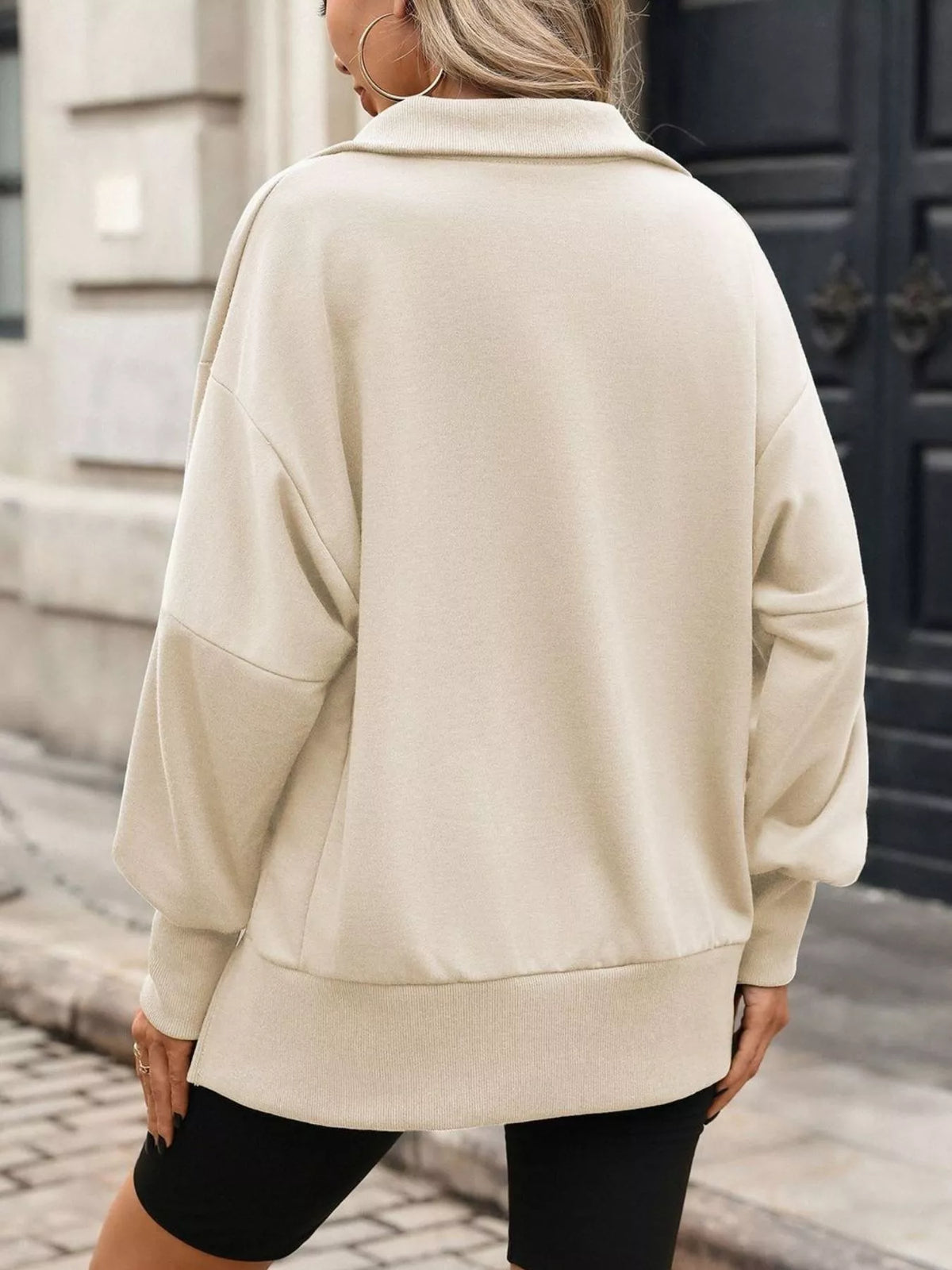 Sweatshirt med tryckknappar och knappstängning – bild 3