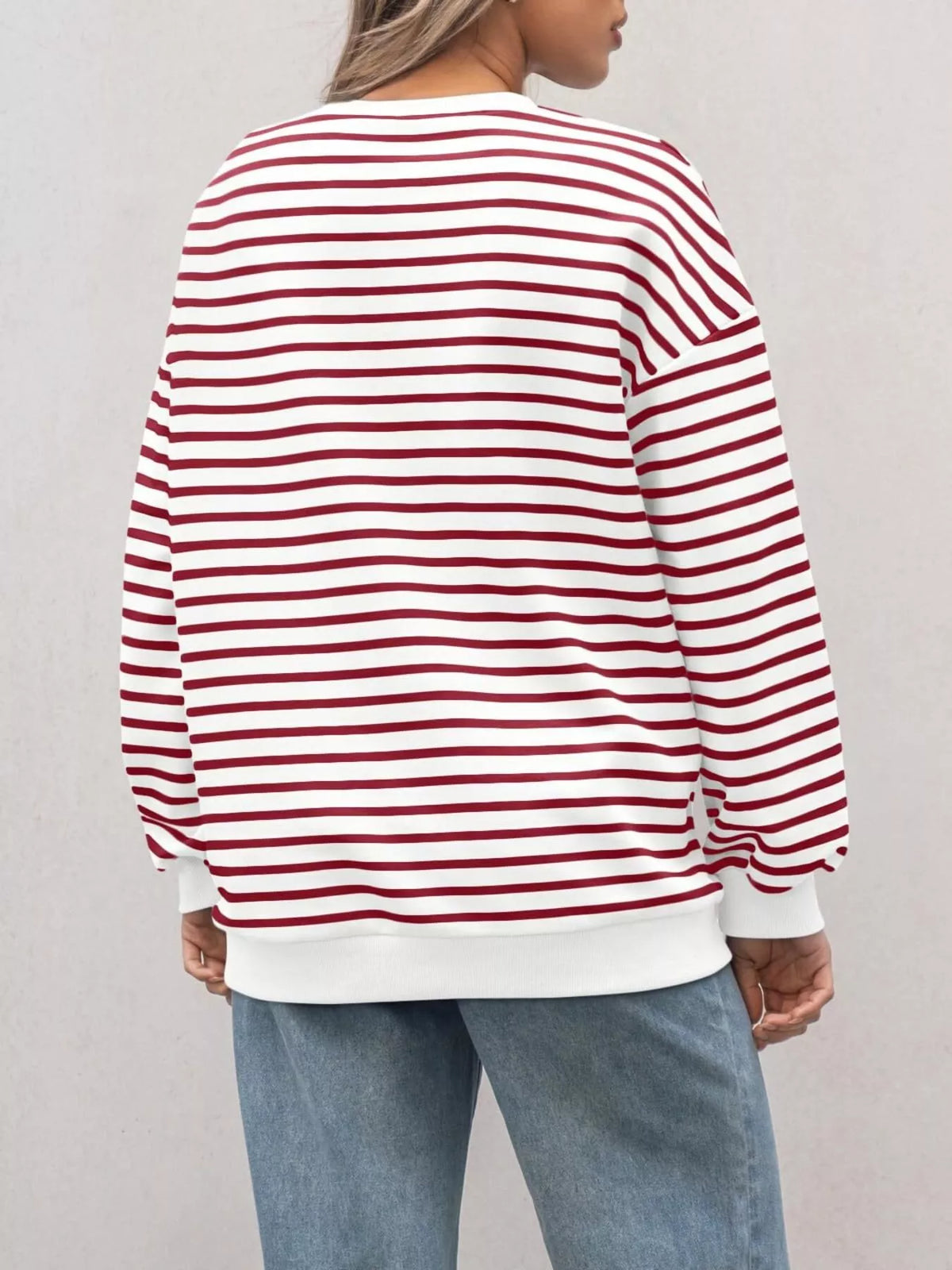 Randig oversize sweatshirt med rund halsringning i viskos – bild 13