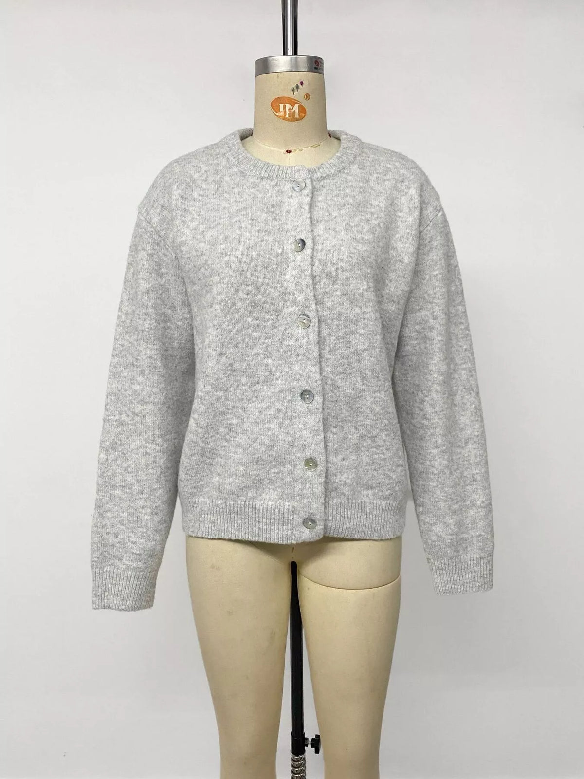Cardigan med rund halsringning och knappstängning – bild 20