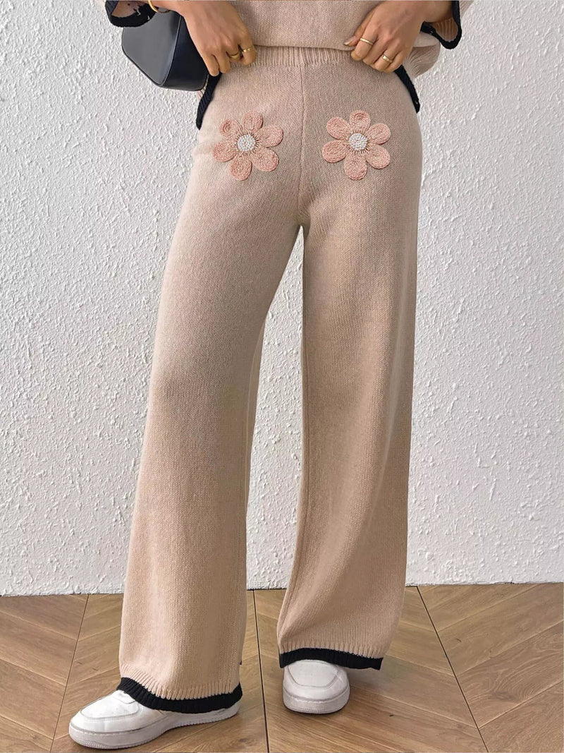 Blommiga byxor med hög midja