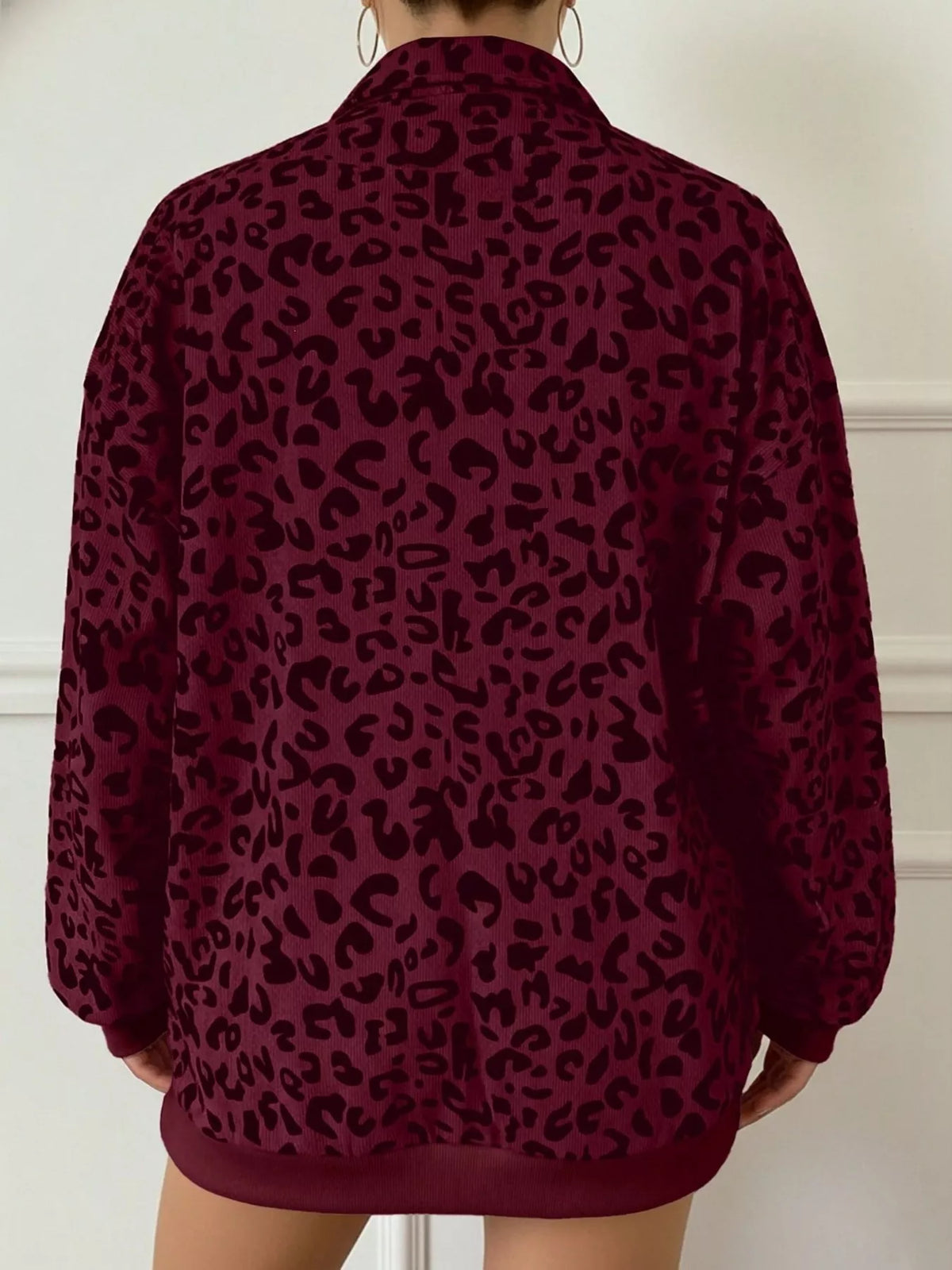 Leopardmönstrad sweatshirt med grå färgställning – bild 13