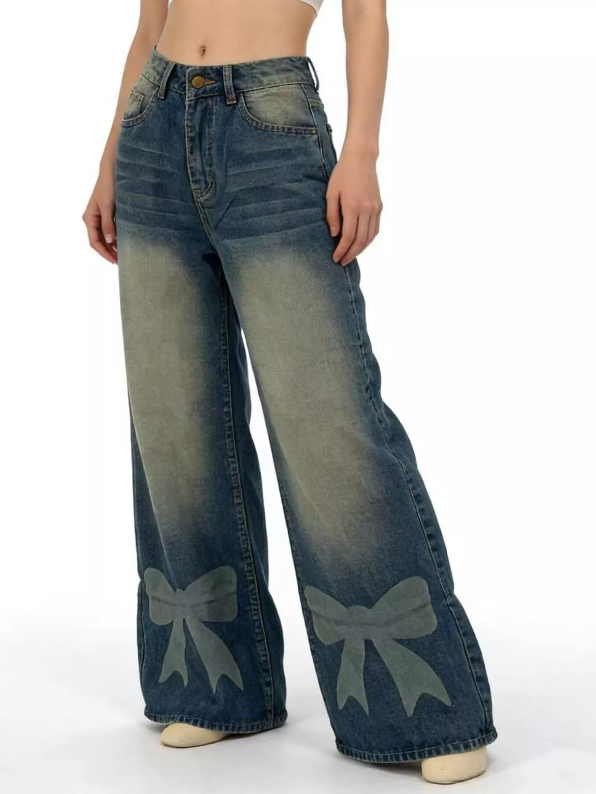 Vida jeans med knappstängning och rosett – bild 2