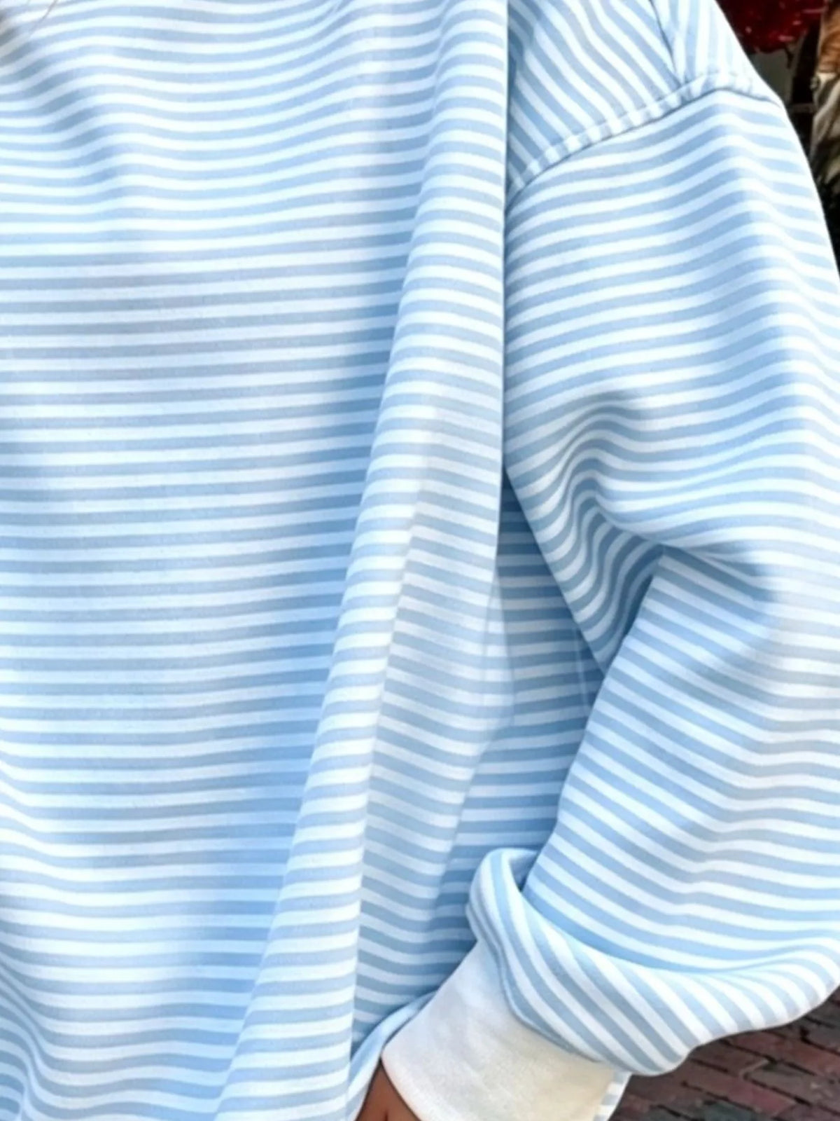 Randig oversize sweatshirt med rund halsringning – bild 5