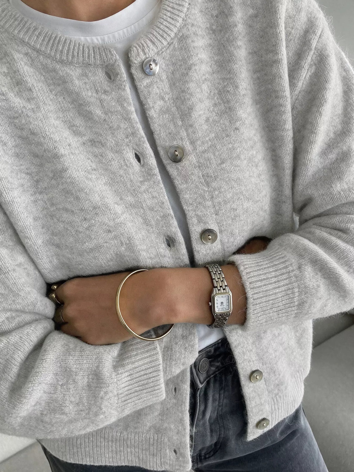Cardigan med rund halsringning och knappstängning – bild 2