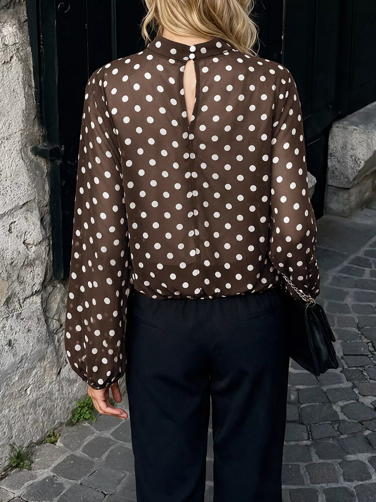 Prickig blus – bild 11